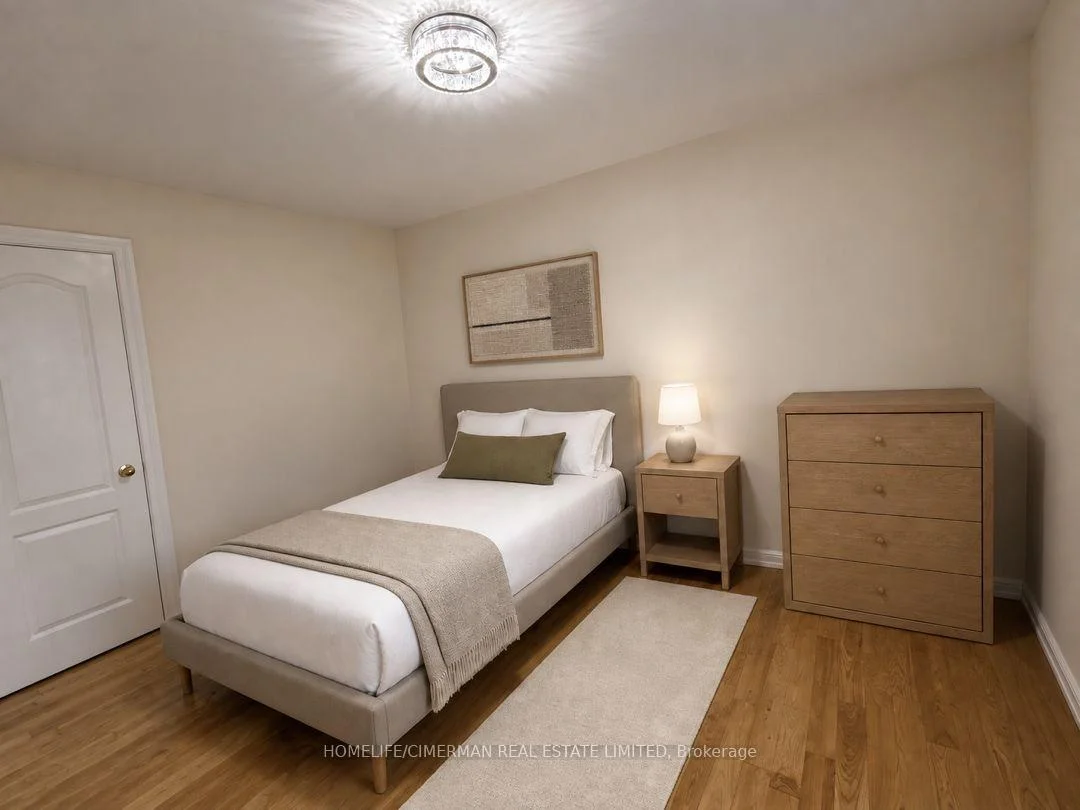 Photo 36 of 43 Riverlea Drive, Etobicoke, Humber Heights — HOMEH