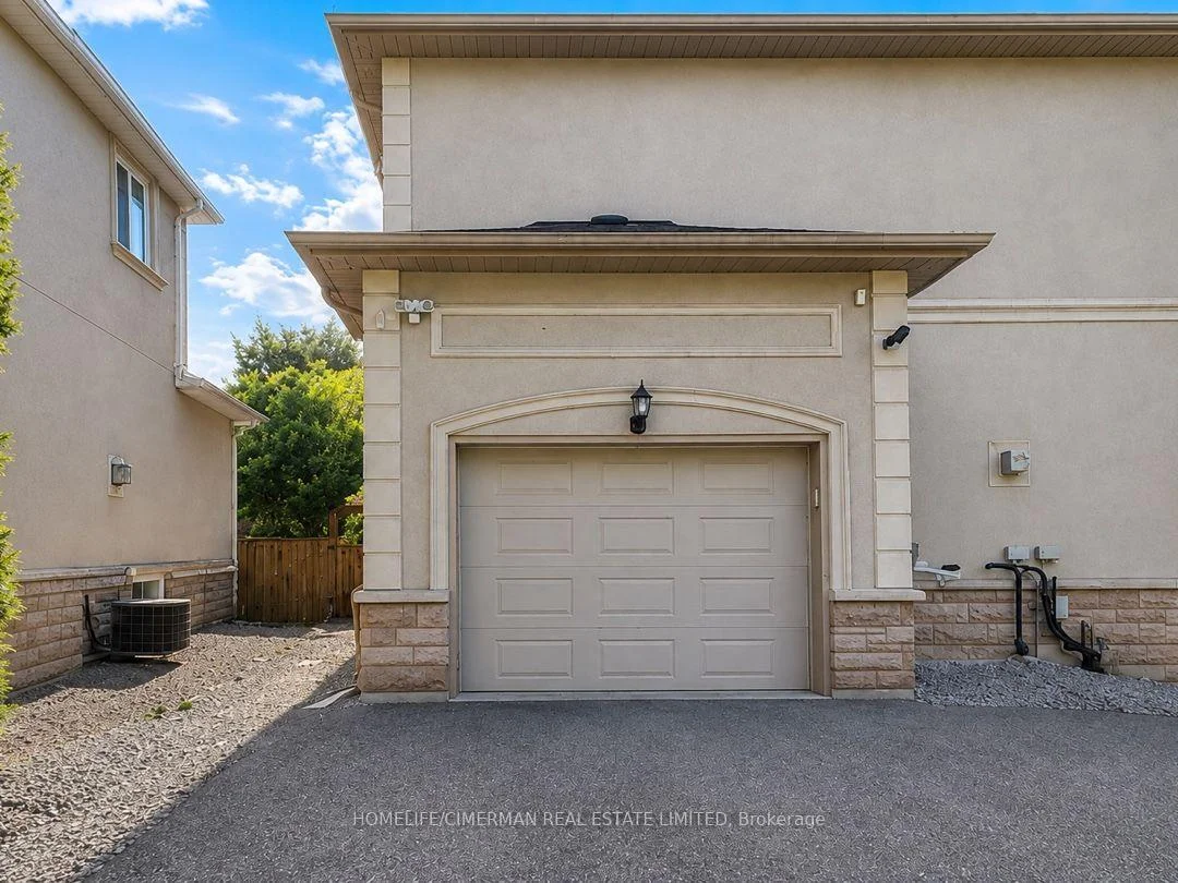 Photo 54 of 43 Riverlea Drive, Etobicoke, Humber Heights — HOMEH