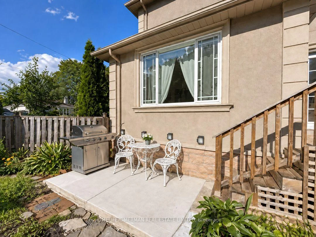 Photo 62 of 43 Riverlea Drive, Etobicoke, Humber Heights — HOMEH
