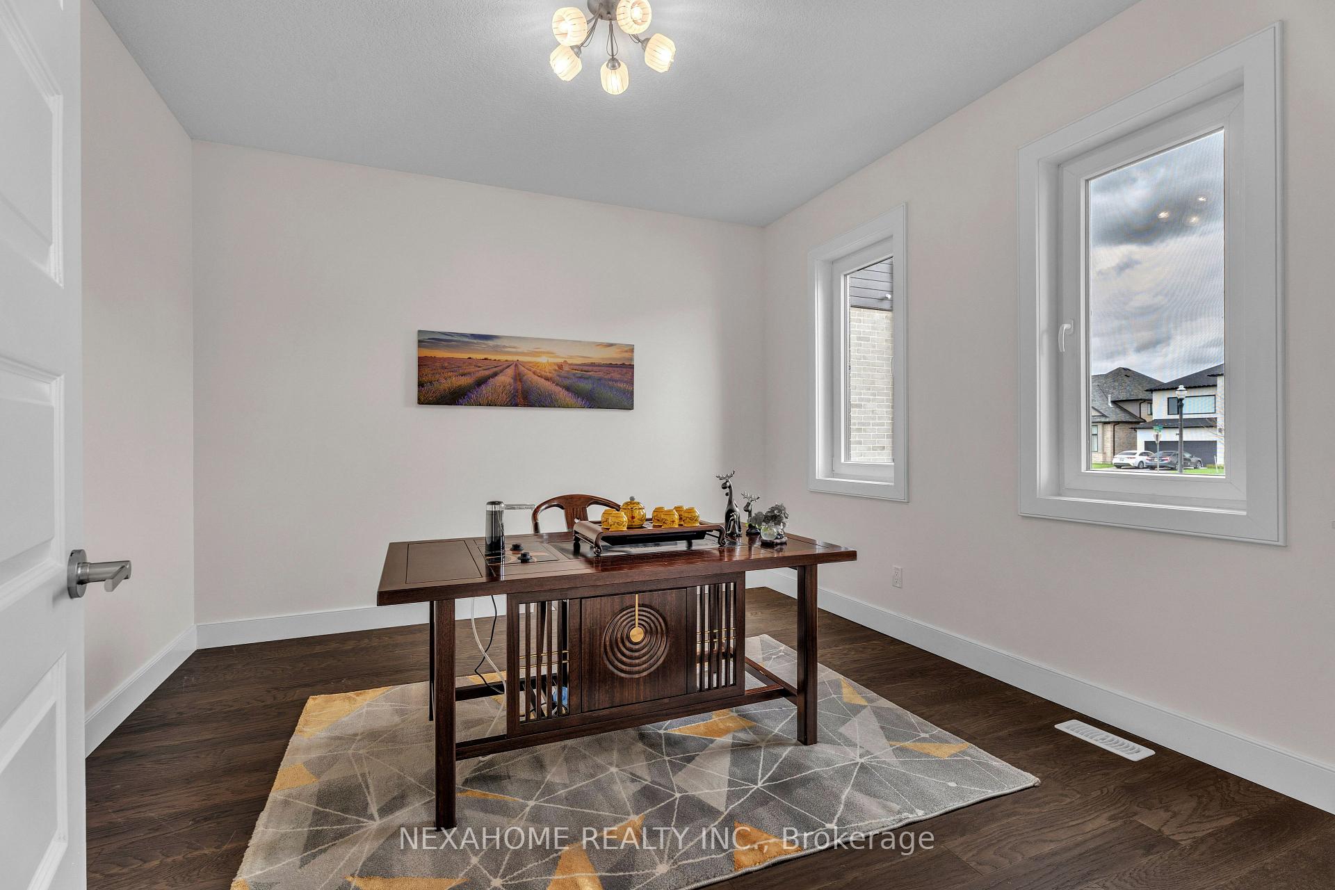 Photo 7 of 861 Zaifman Circle, London, North B — HOMEH