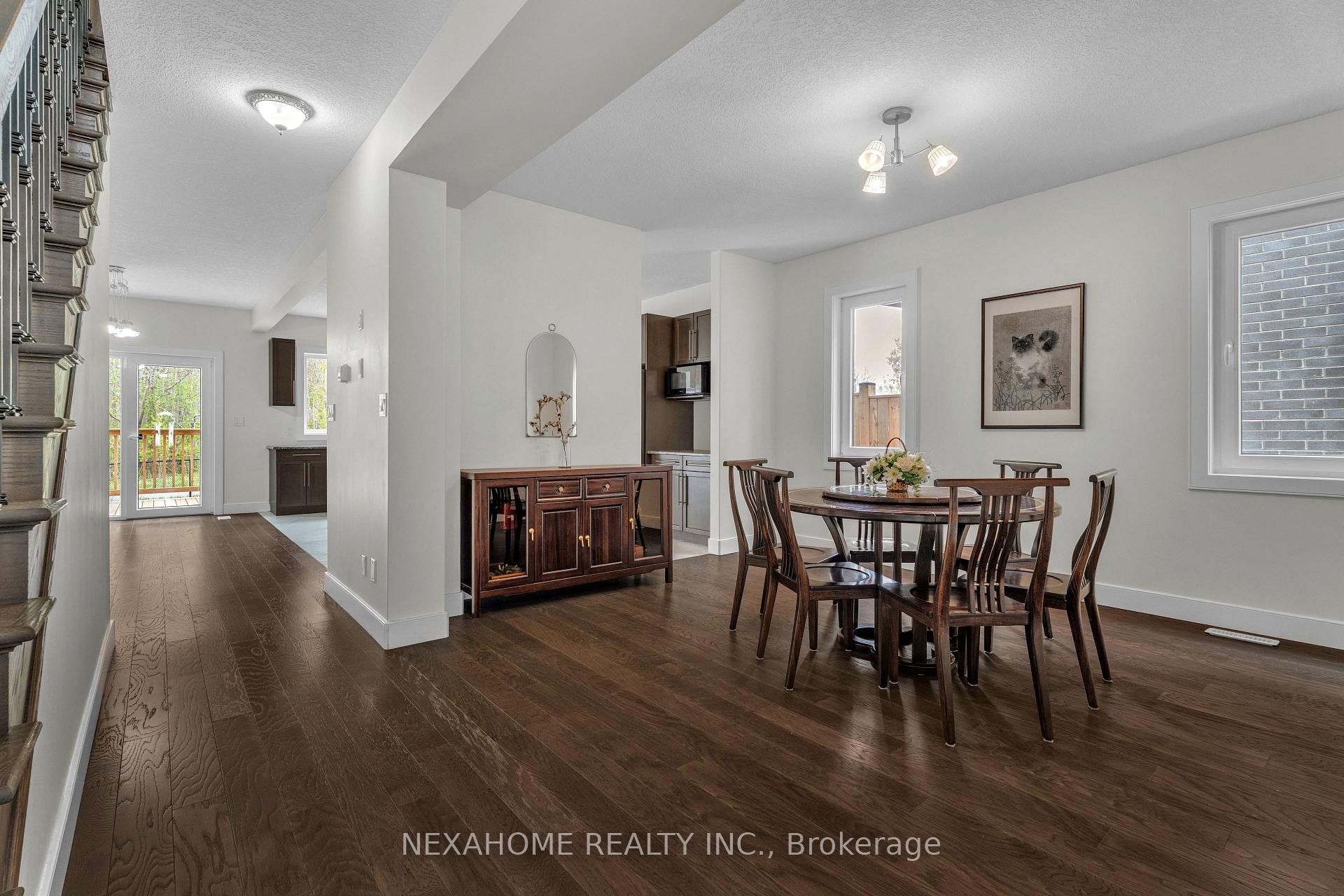 Photo 8 of 861 Zaifman Circle, London, North B — HOMEH