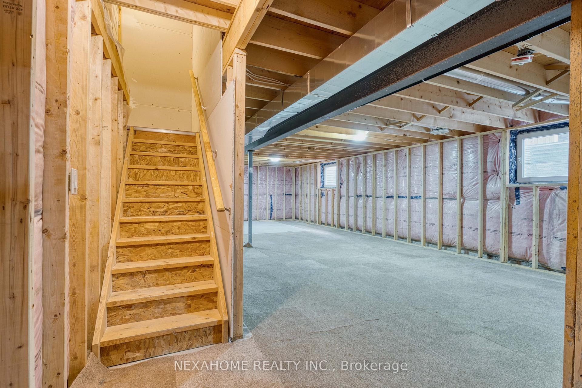 Photo 37 of 861 Zaifman Circle, London, North B — HOMEH