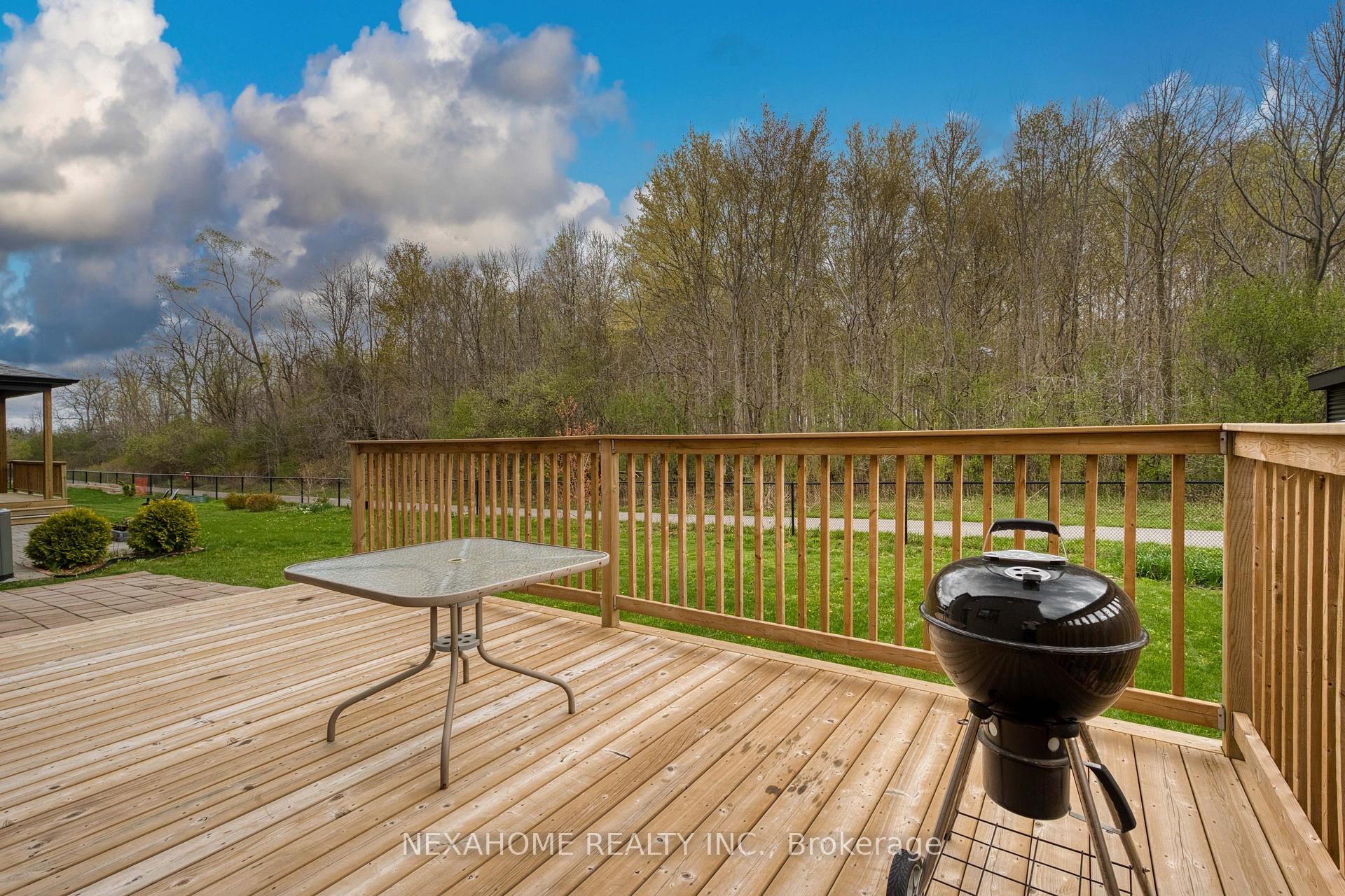 Photo 40 of 861 Zaifman Circle, London, North B — HOMEH