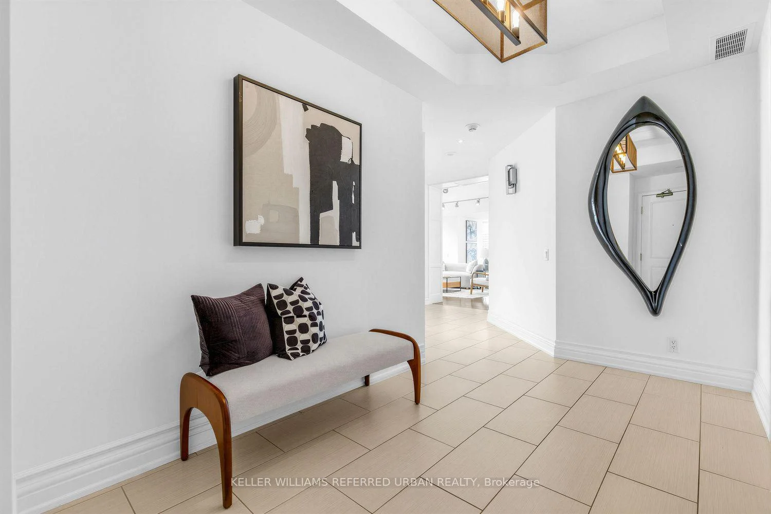 Photo 14 of Unit 1802, 38 Avenue Road, Toronto, The Annex — HOMEH
