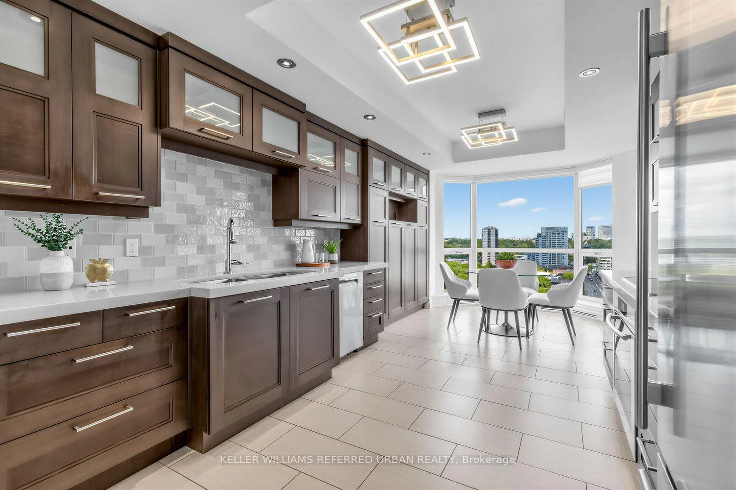 Photo 18 of Unit 1802, 38 Avenue Road, Toronto, The Annex — HOMEH