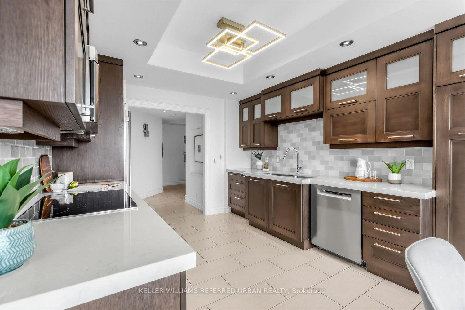 Photo 22 of Unit 1802, 38 Avenue Road, Toronto, The Annex — HOMEH
