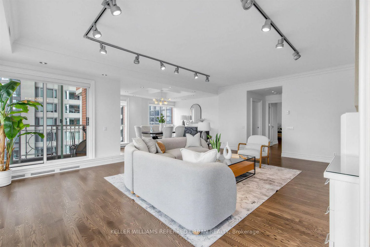 Photo 28 of Unit 1802, 38 Avenue Road, Toronto, The Annex — HOMEH