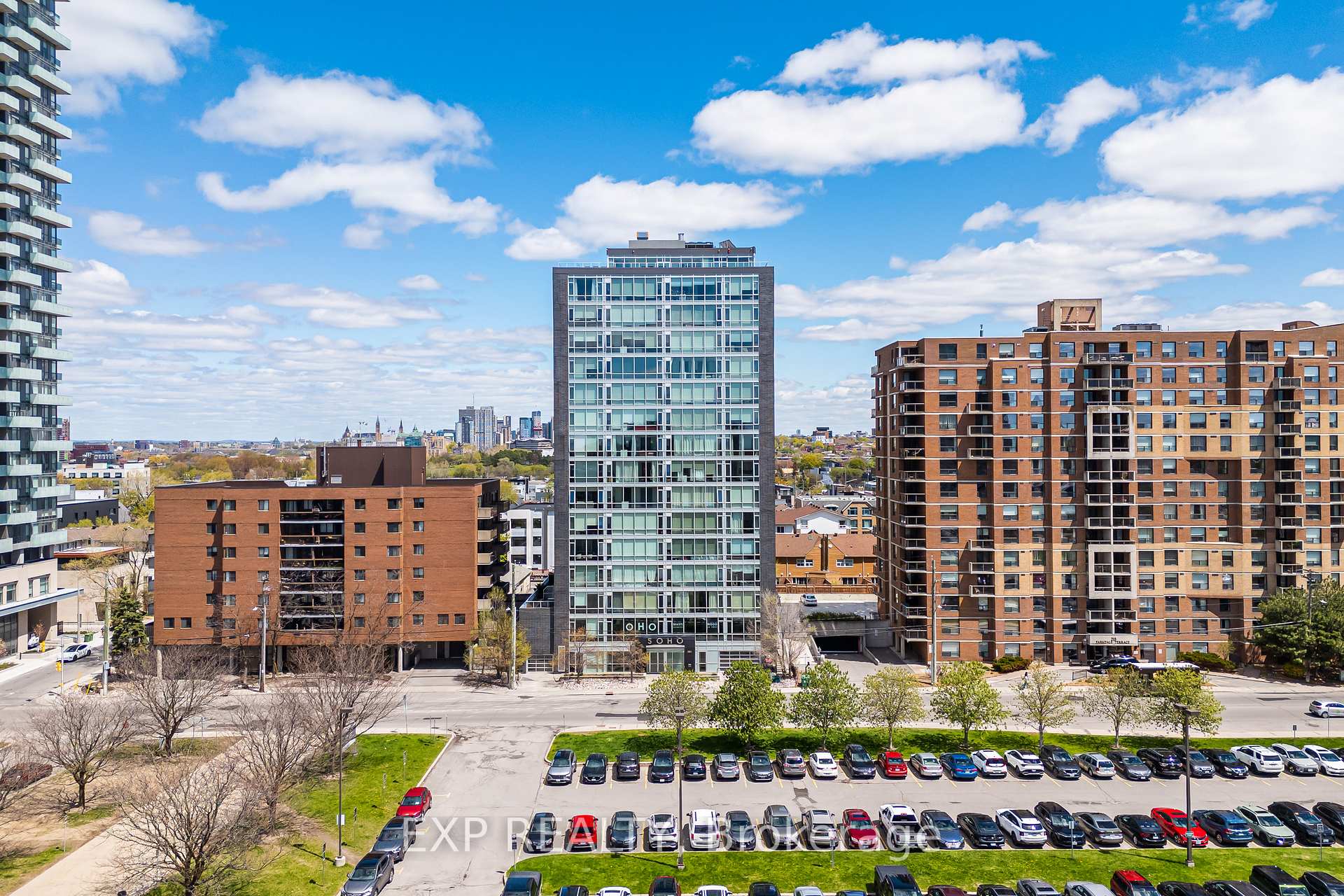 Front of Unit 308, 201 Parkdale Avenue