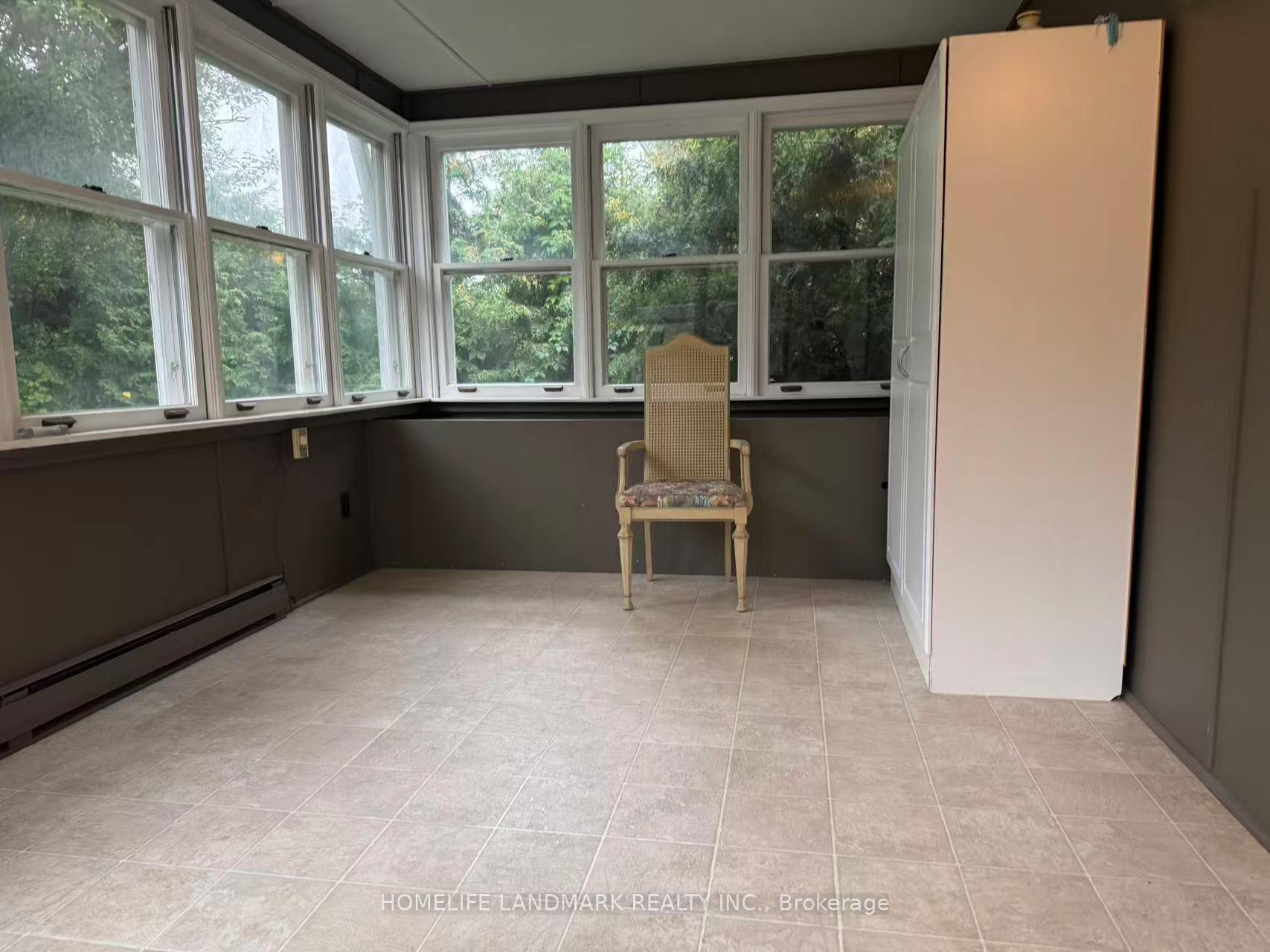 Photo 5 of 83 Lincoln Green Drive, Markham, Bullock — HOMEH