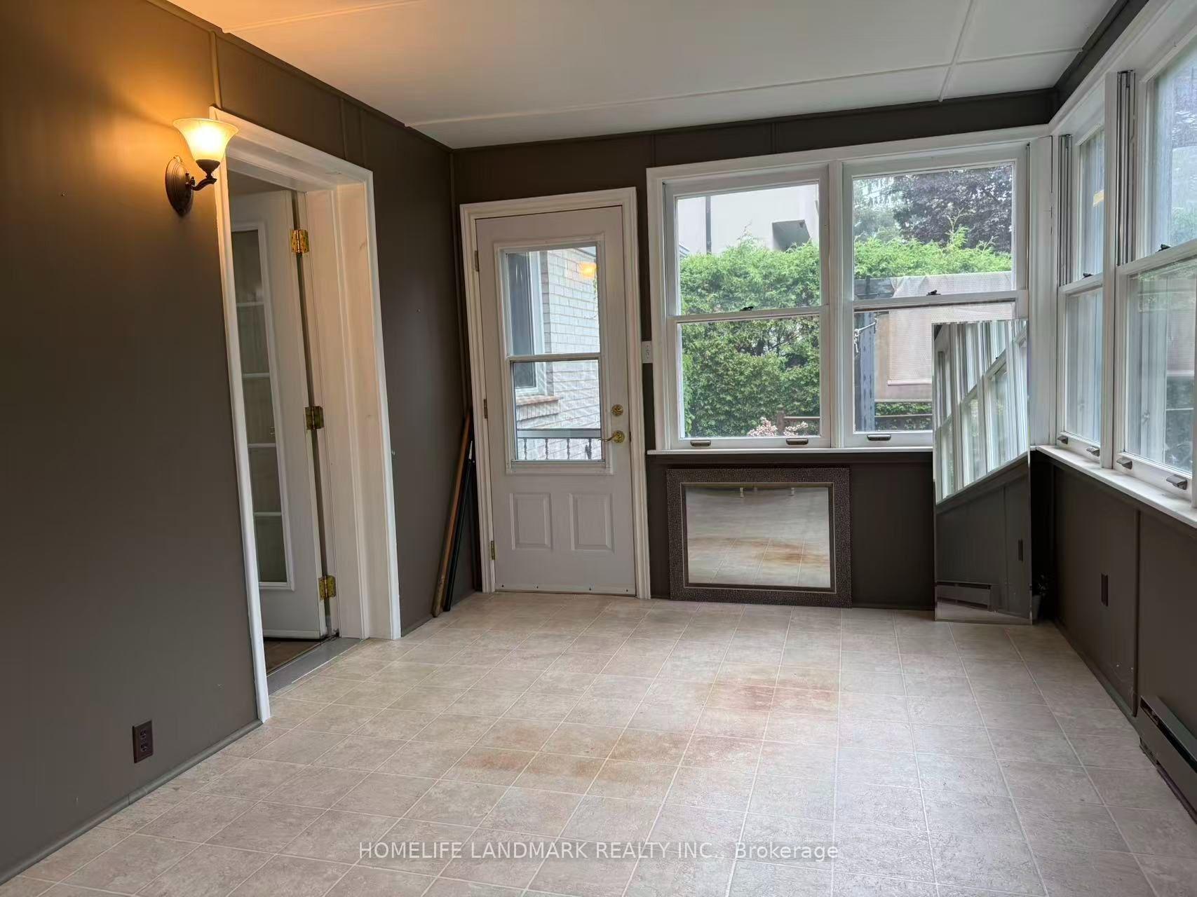 Photo 6 of 83 Lincoln Green Drive, Markham, Bullock — HOMEH