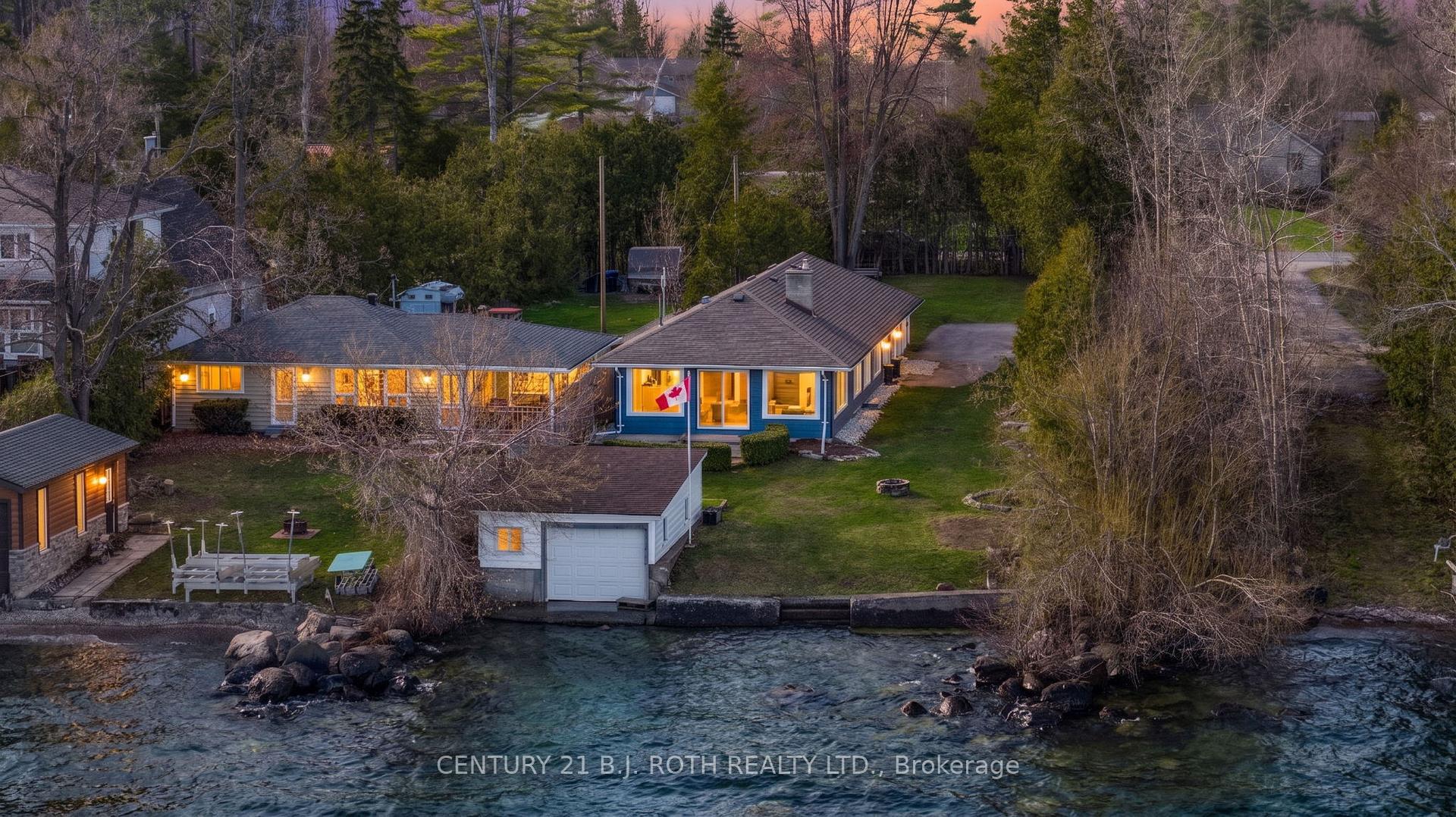 Photo 1 of 49 Lakeshore Road E, Oro-Medonte, Rural Oro-Medonte — HOMEH