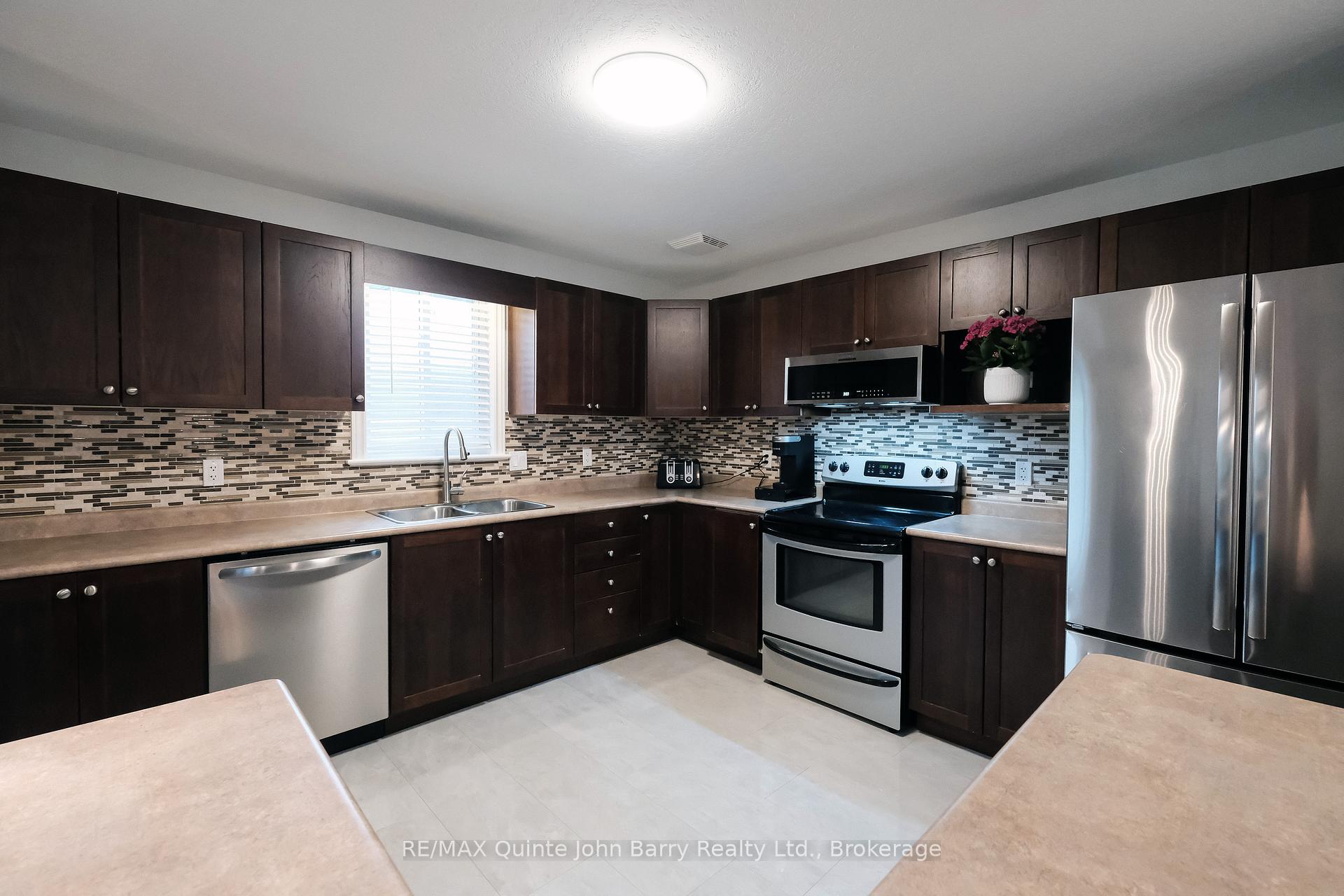 Photo 17 of 16566 Highway 2, Quinte West, Murray Ward — HOMEH