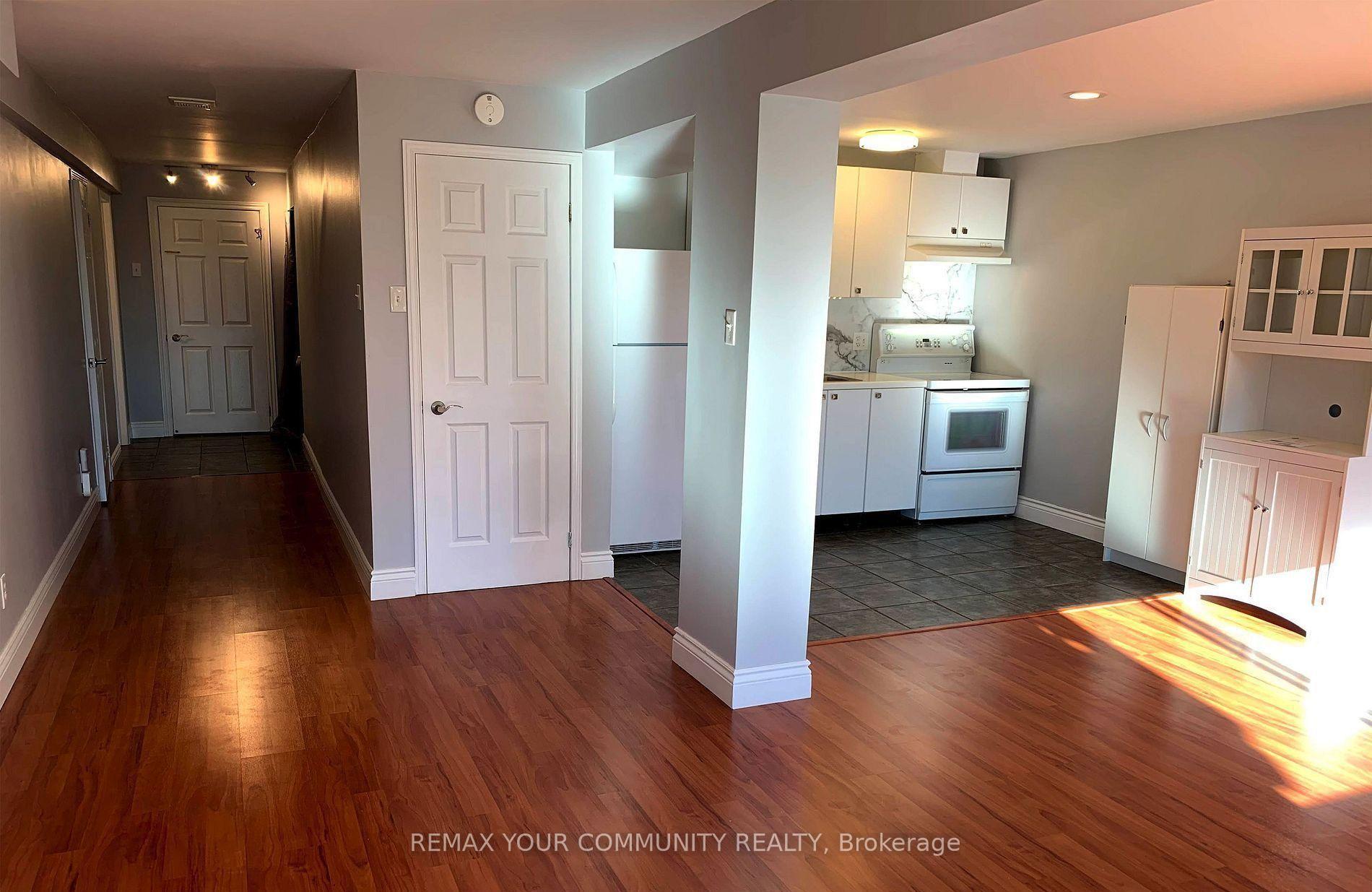 Photo 2 of Unit Lower Level, 88 Pinnacle Trail, Aurora, Bayview Wellington — HOMEH