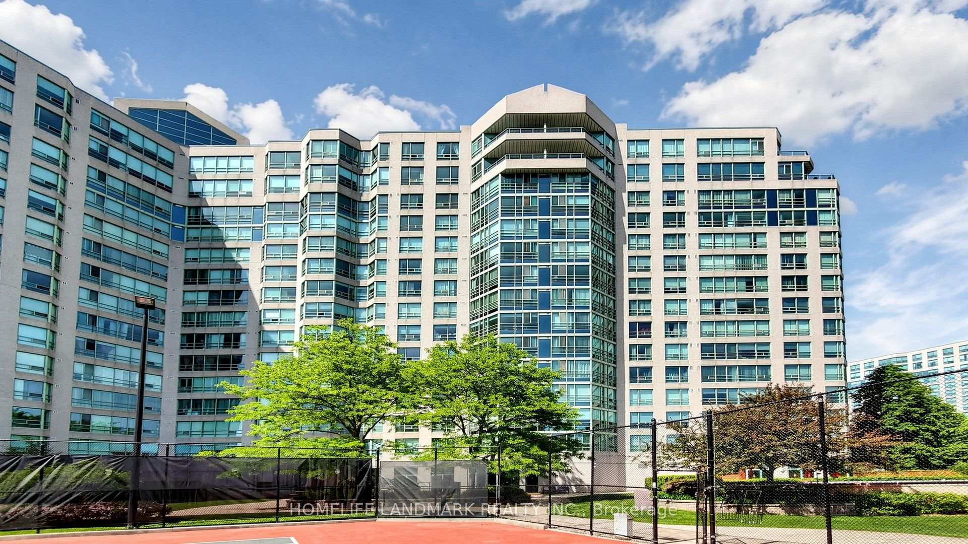 Photo 3 of Unit 913, 7805 Bayview Avenue, Markham, Aileen-Willowbrook — HOMEH