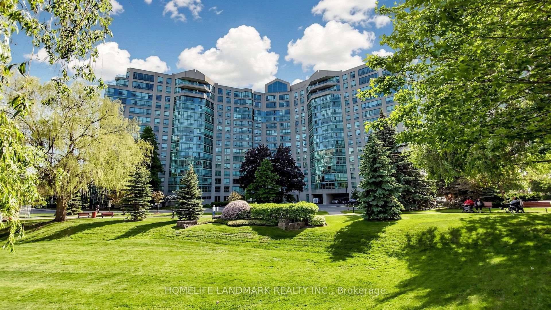 Photo 5 of Unit 913, 7805 Bayview Avenue, Markham, Aileen-Willowbrook — HOMEH