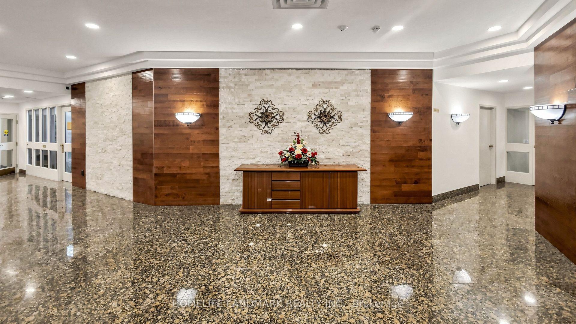 Photo 8 of Unit 913, 7805 Bayview Avenue, Markham, Aileen-Willowbrook — HOMEH