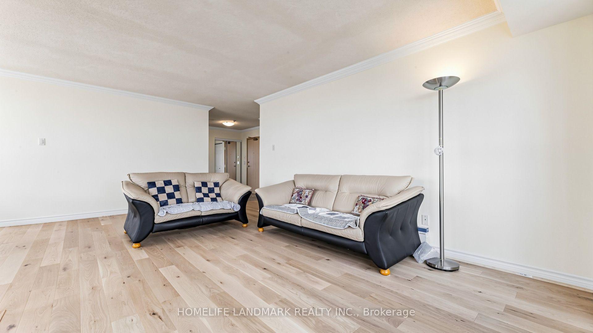 Photo 17 of Unit 913, 7805 Bayview Avenue, Markham, Aileen-Willowbrook — HOMEH