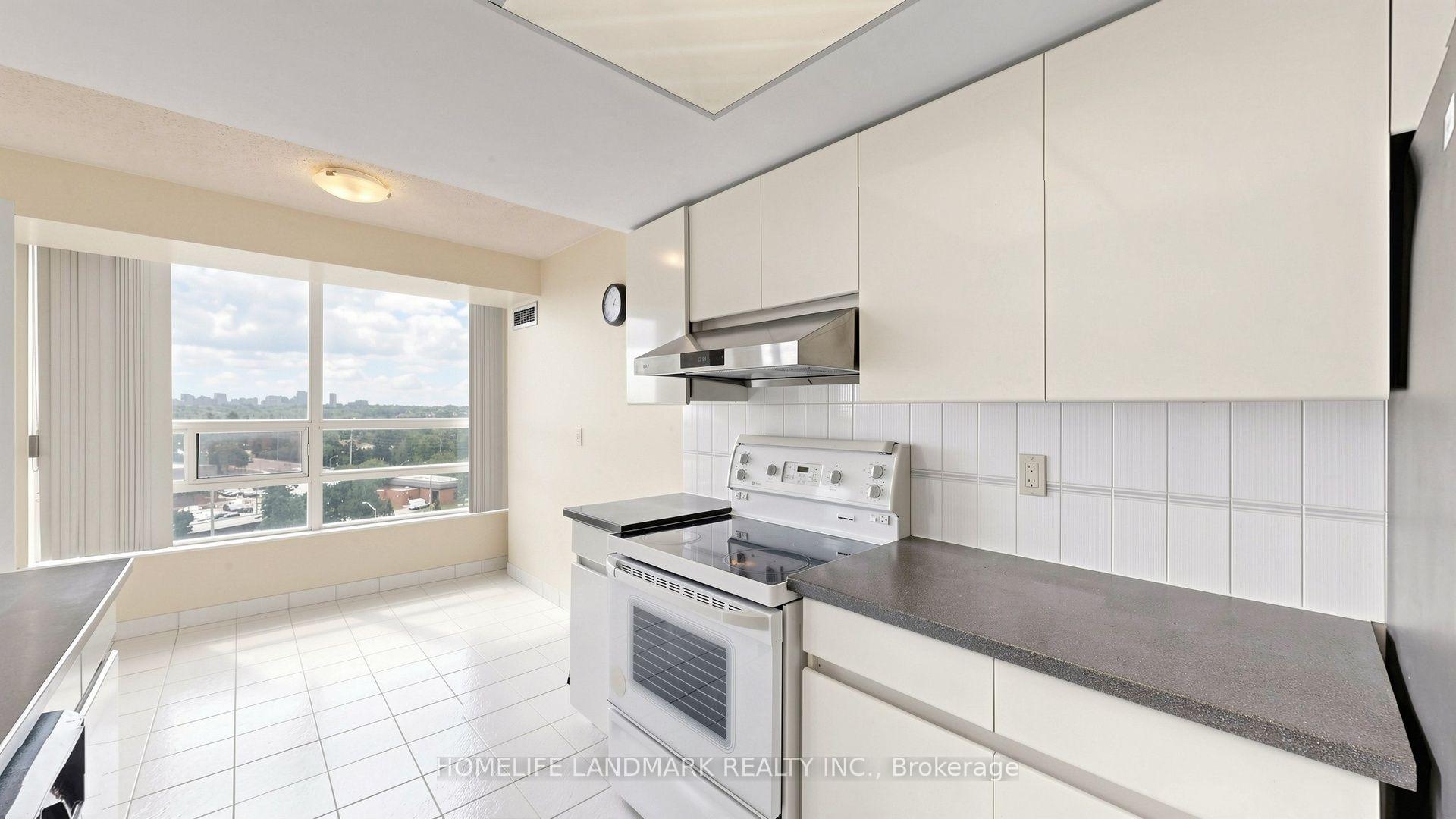 Photo 21 of Unit 913, 7805 Bayview Avenue, Markham, Aileen-Willowbrook — HOMEH