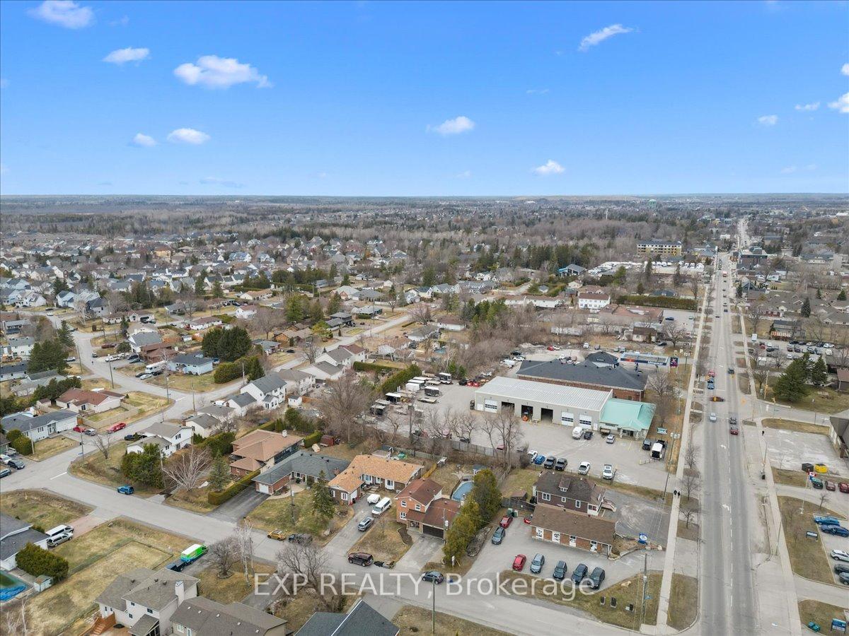 Photo 41 of 4 Bobcat Way, Ottawa, Stittsville (South) — HOMEH