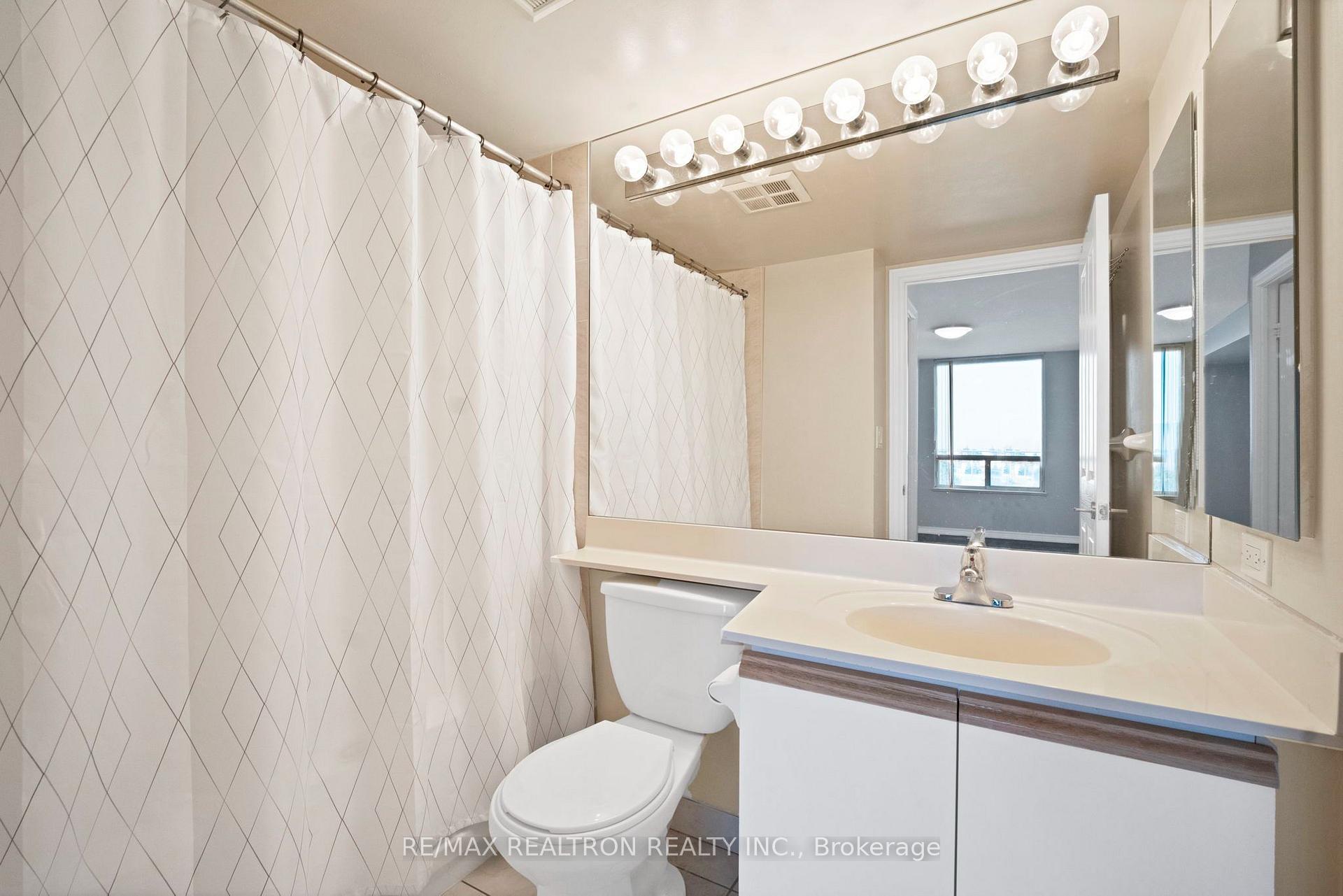 Photo 17 of Unit 738, 68 Corporate Drive, Scarborough, Woburn — HOMEH
