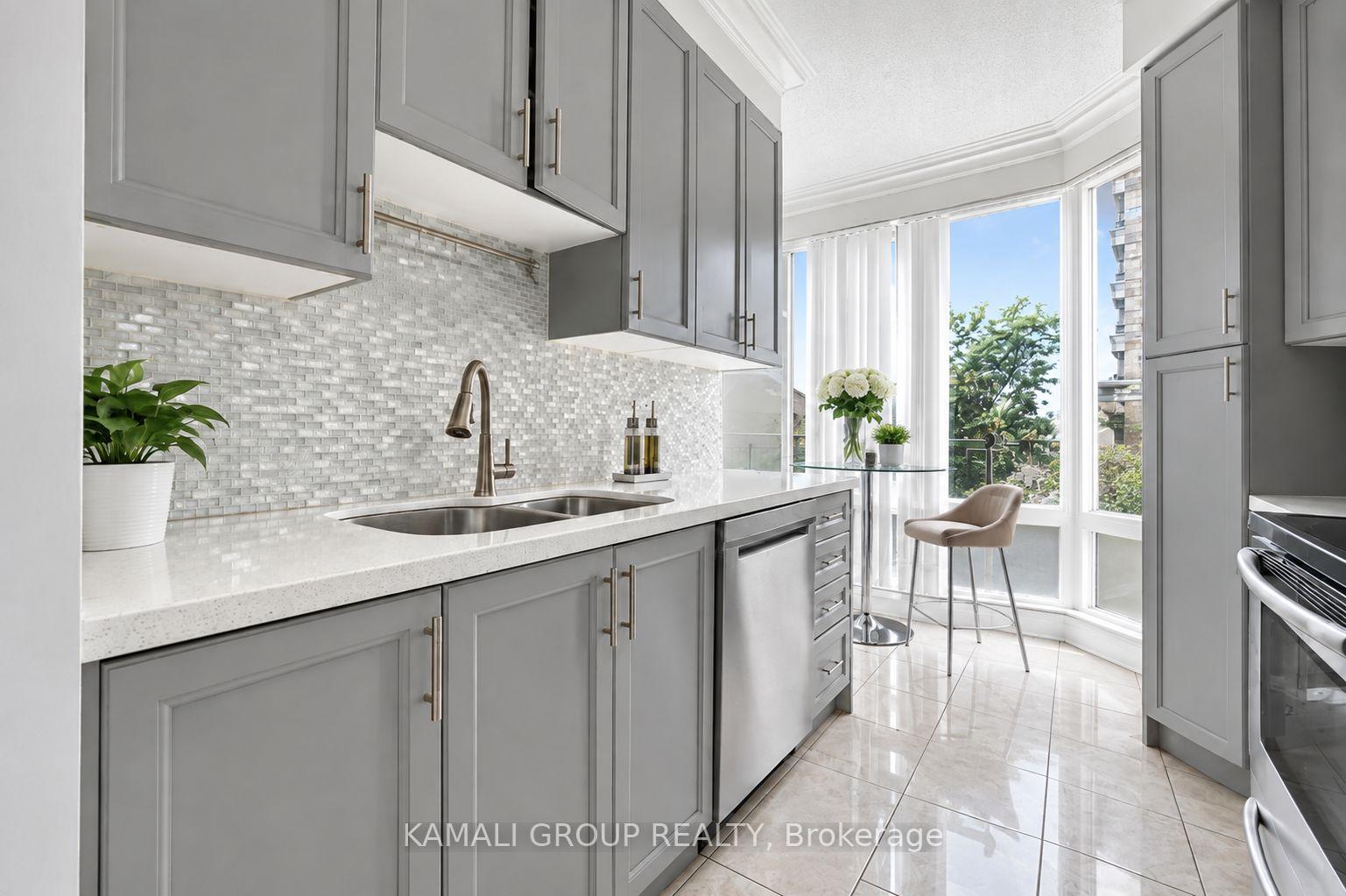 Photo 6 of Unit 310, 60 Byng Avenue, North York, Willowdale East — HOMEH