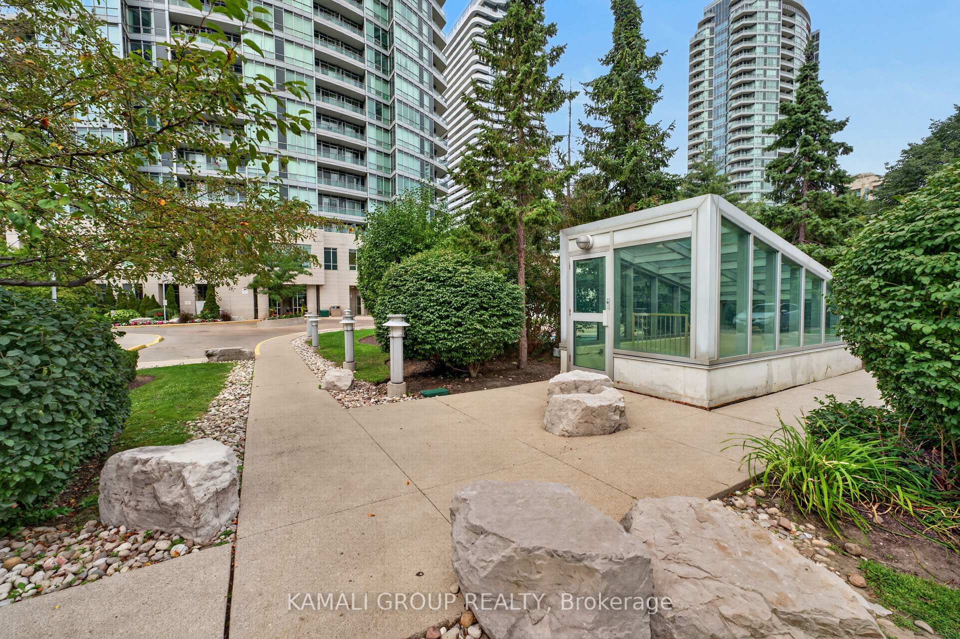 Photo 17 of Unit 310, 60 Byng Avenue, North York, Willowdale East — HOMEH