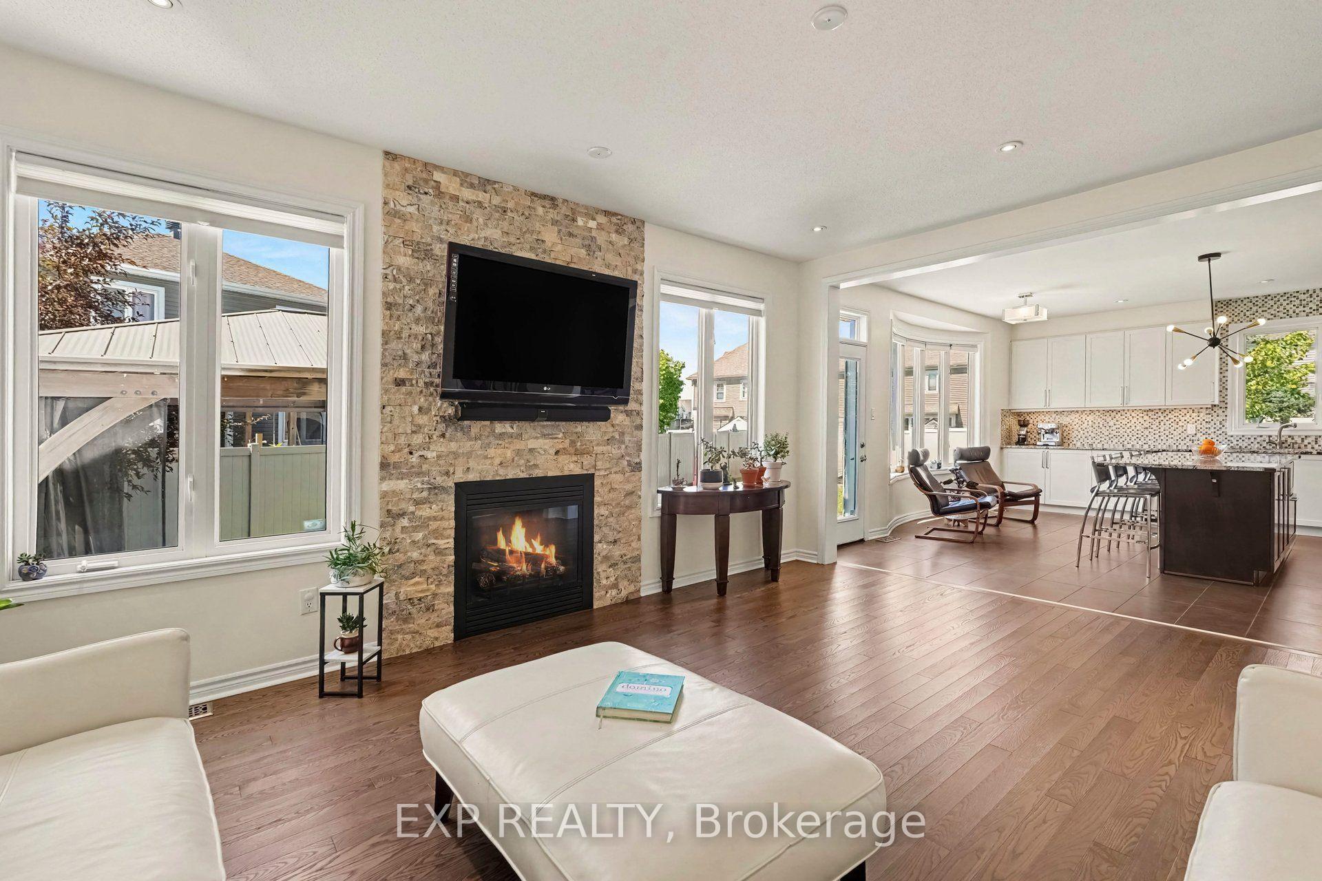 Photo 11 of 39 Pondhawk Way, Ottawa, Barrhaven - Half Moon Bay — HOMEH