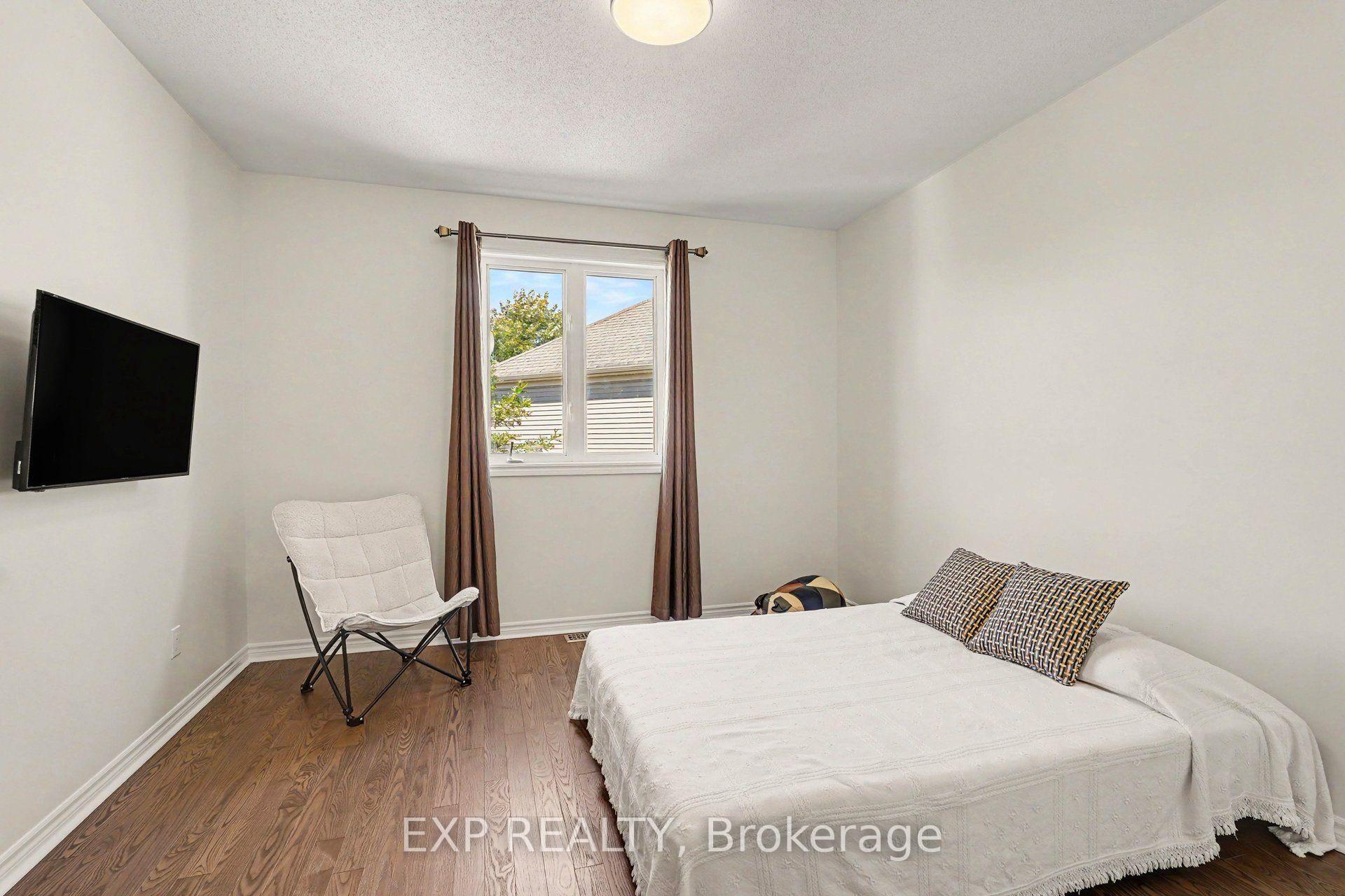 Photo 30 of 39 Pondhawk Way, Ottawa, Barrhaven - Half Moon Bay — HOMEH