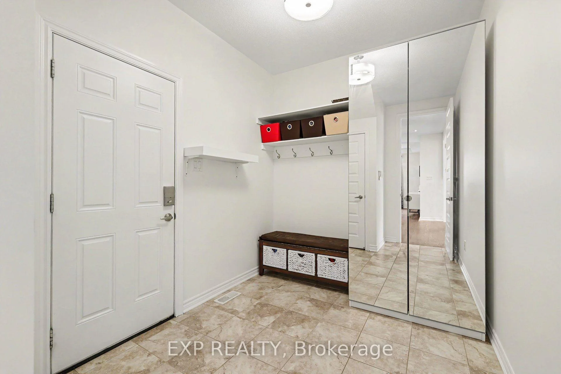 Photo 5 of 39 Pondhawk Way, Ottawa, Barrhaven - Half Moon Bay — HOMEH