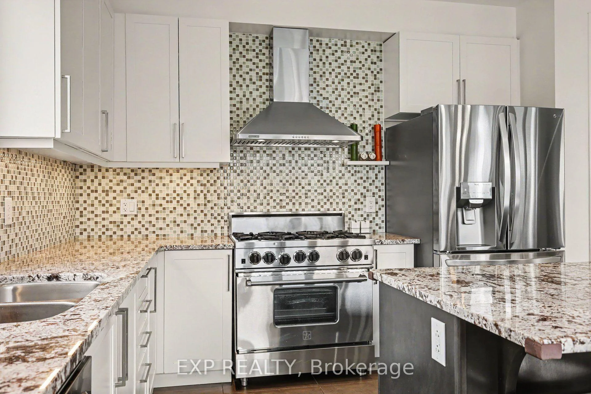 Photo 16 of 39 Pondhawk Way, Ottawa, Barrhaven - Half Moon Bay — HOMEH
