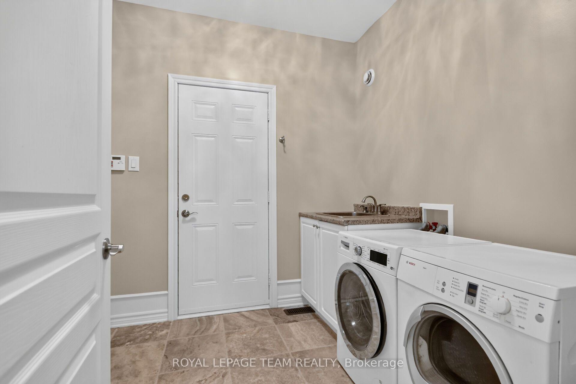 Photo 29 of 201 Trailgate Street, Ottawa, Riverside South/Gloucester Glen — HOMEH