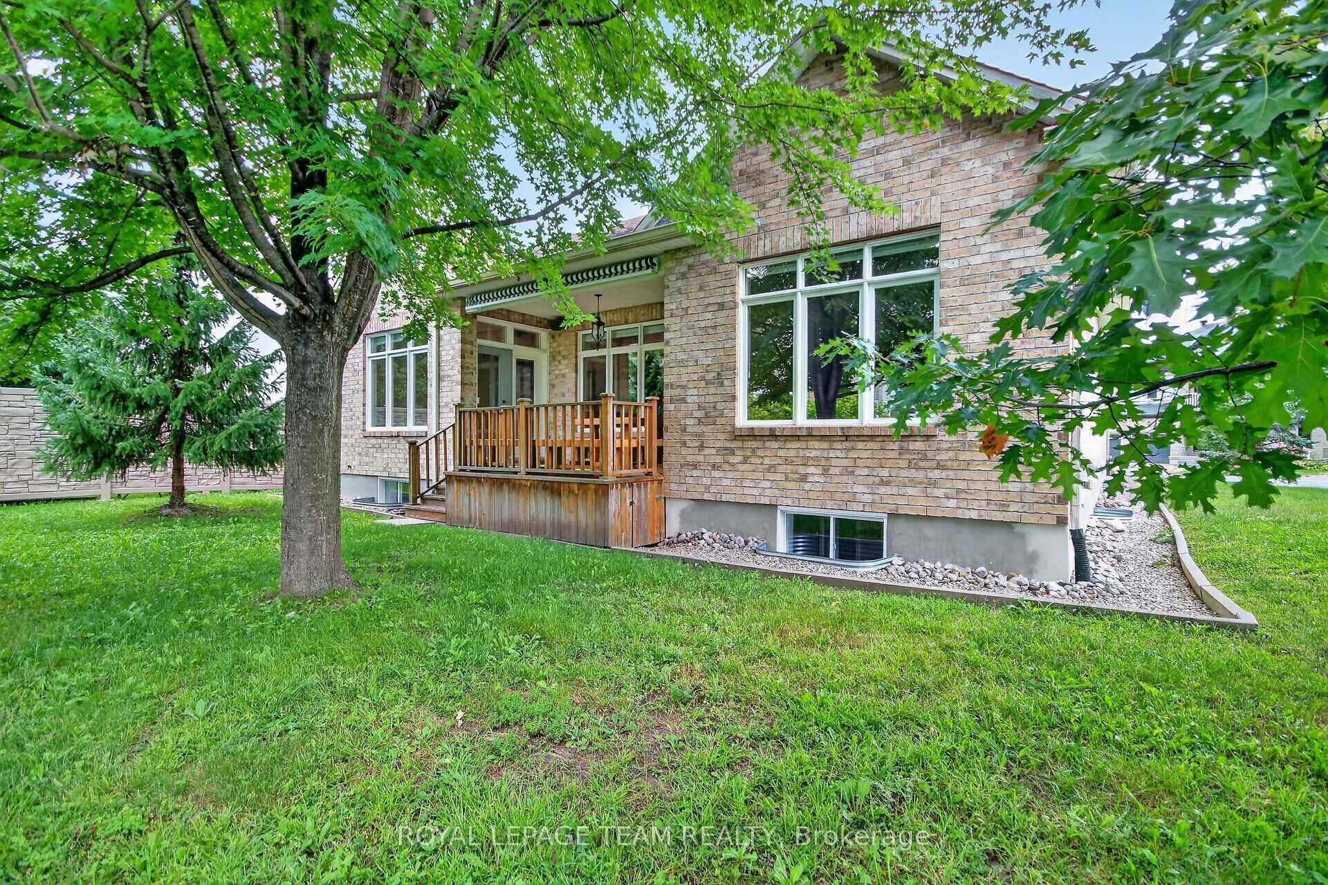 Photo 38 of 201 Trailgate Street, Ottawa, Riverside South/Gloucester Glen — HOMEH