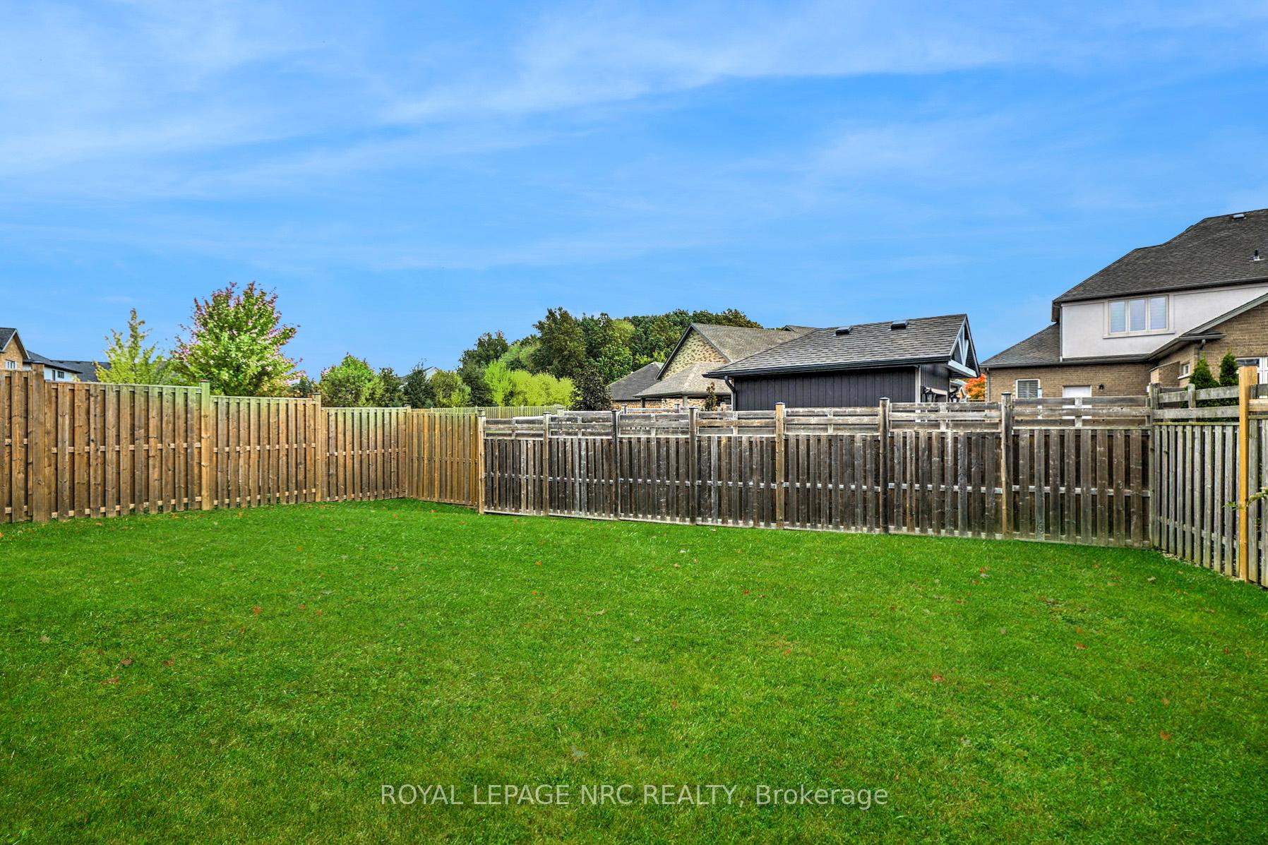 Photo 22 of 5784 Ironwood Street, Niagara Falls, Forestview — HOMEH