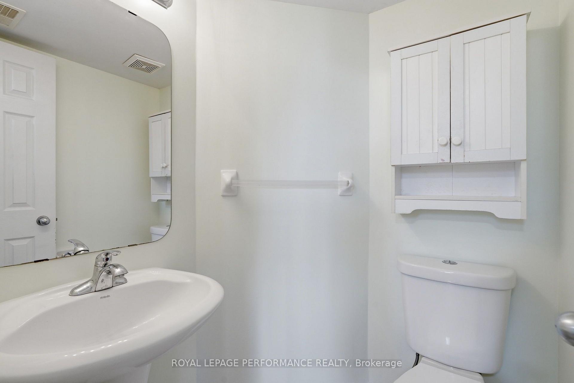 Photo 12 of Unit 8, 568 Reardon Private, Ottawa, Heron Gate/Industrial Park — HOMEH