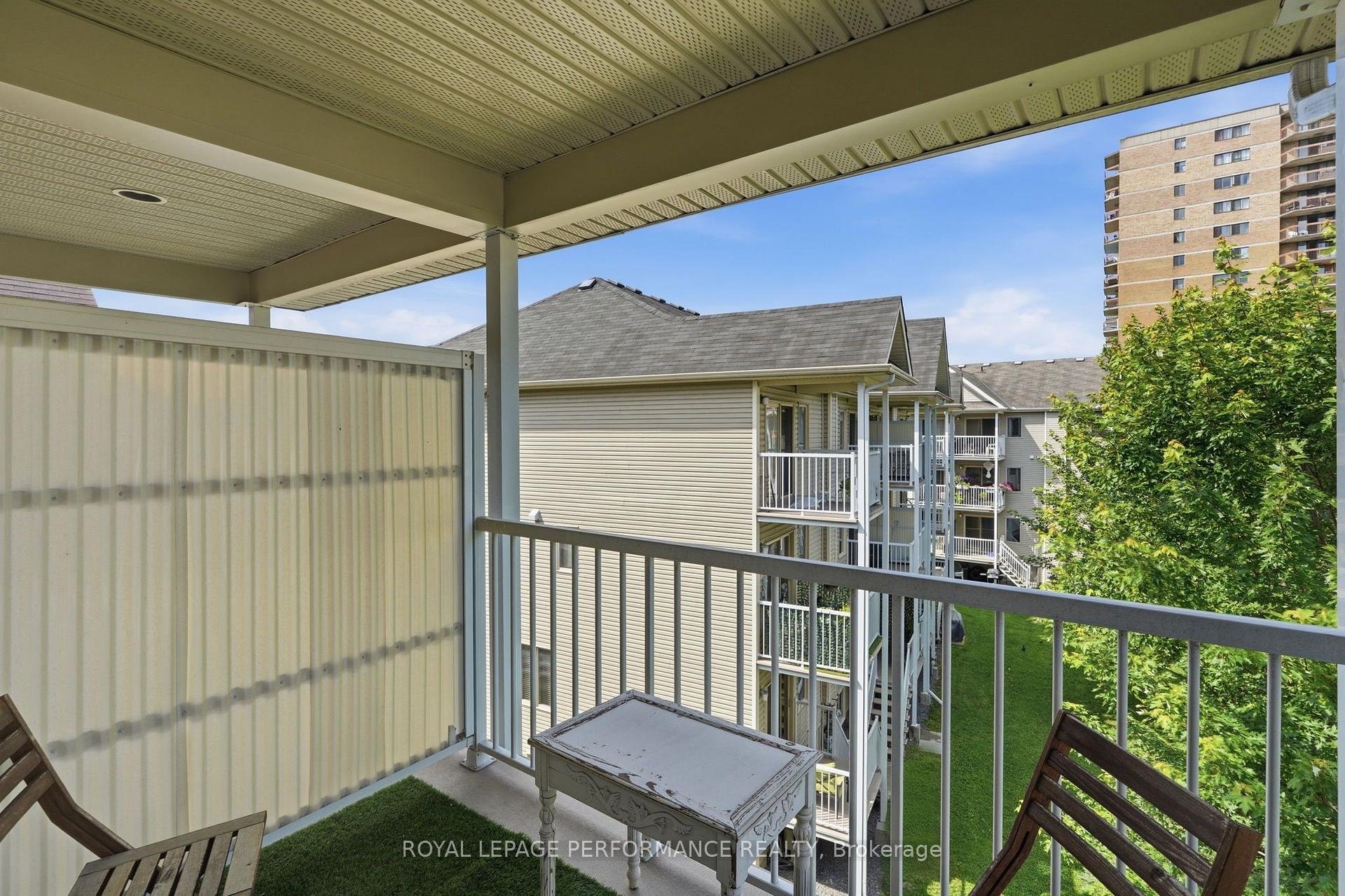 Photo 24 of Unit 8, 568 Reardon Private, Ottawa, Heron Gate/Industrial Park — HOMEH