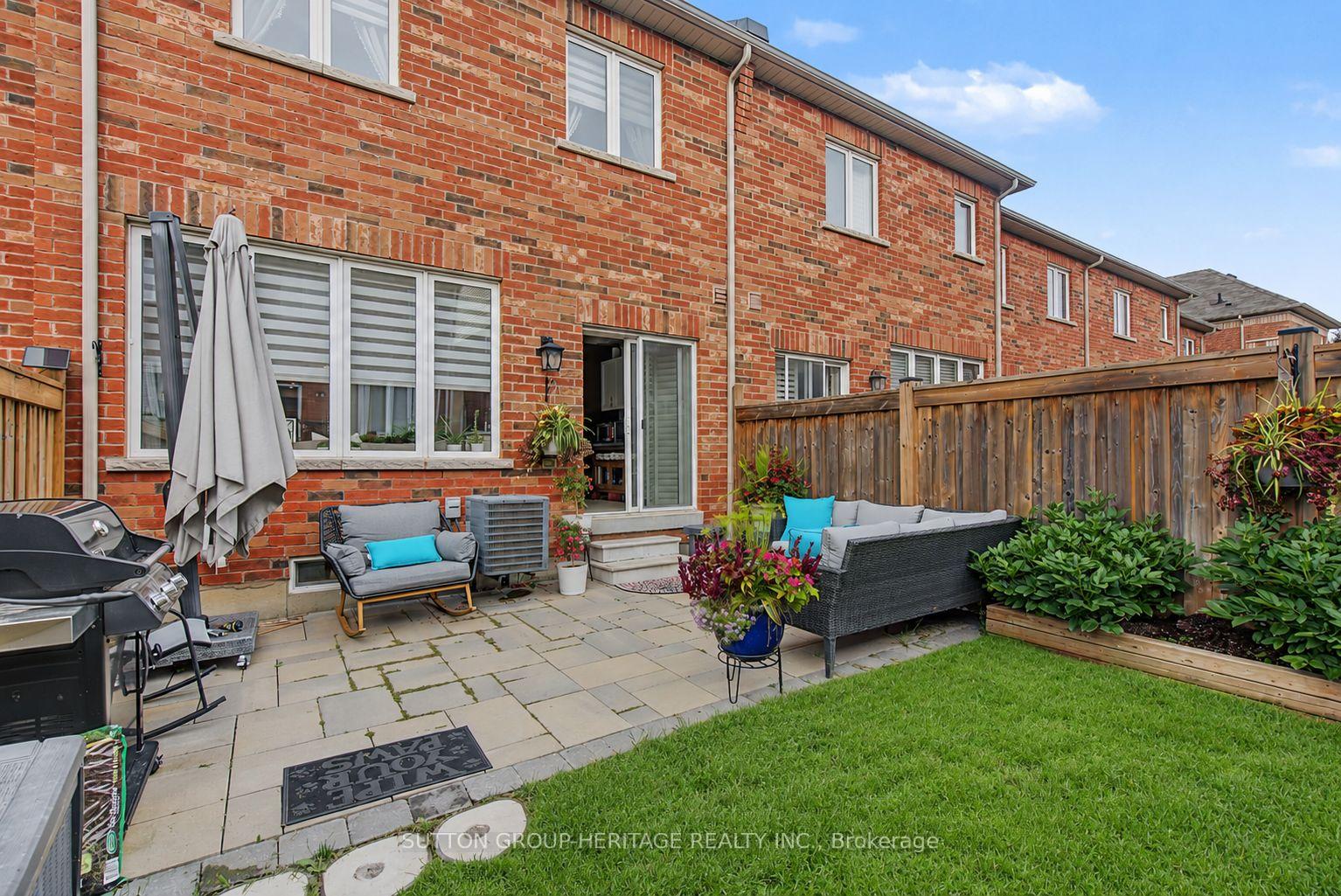 Photo 18 of 15 Clarinet Lane, Whitchurch-Stouffville, Stouffville — HOMEH