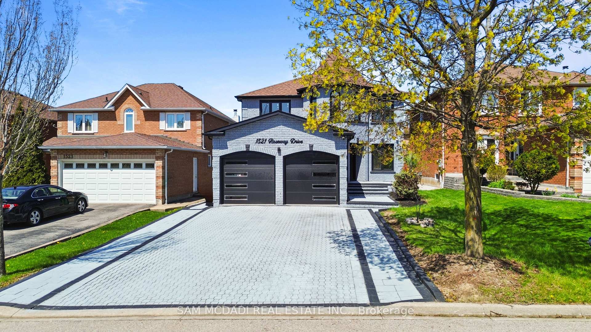Photo 1 of 1521 Roseway Drive, Mississauga, East Credit — HOMEH
