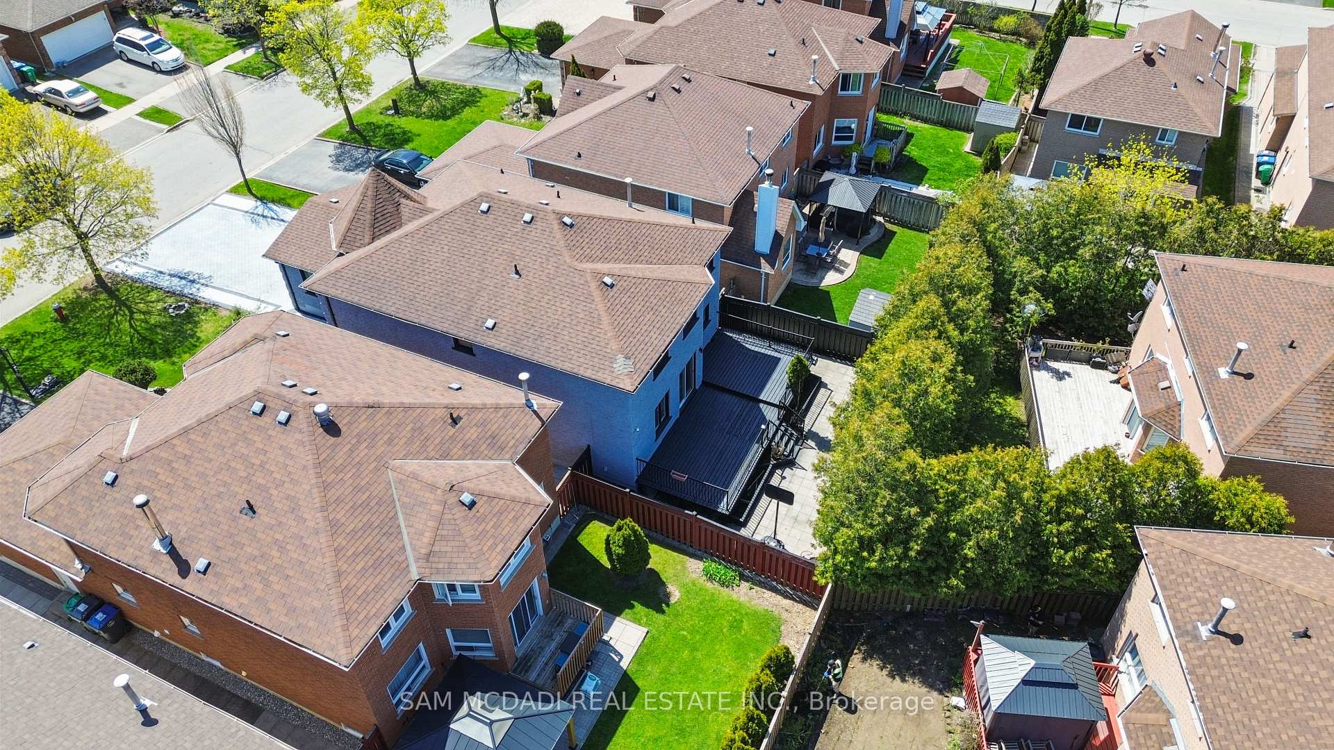 Photo 43 of 1521 Roseway Drive, Mississauga, East Credit — HOMEH