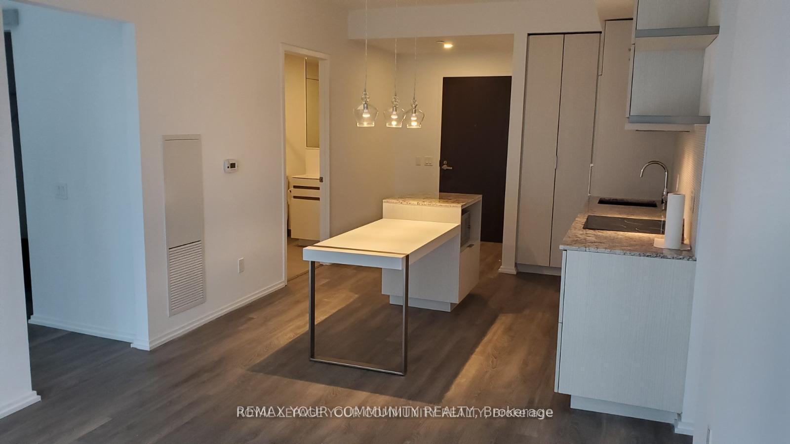 Photo 5 of Unit 1607, 197 Yonge Street, Toronto, Bay Street Corridor — HOMEH
