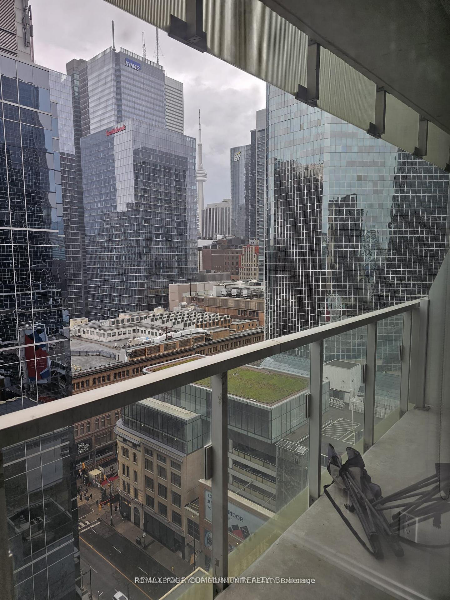 Photo 11 of Unit 1607, 197 Yonge Street, Toronto, Bay Street Corridor — HOMEH
