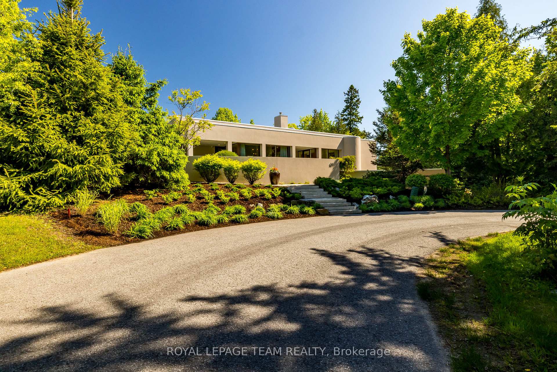 Photo 2 of 14 Kanata Rockeries Private, Ottawa, Kanata - Kanata Lakes/Heritage Hills — HOMEH