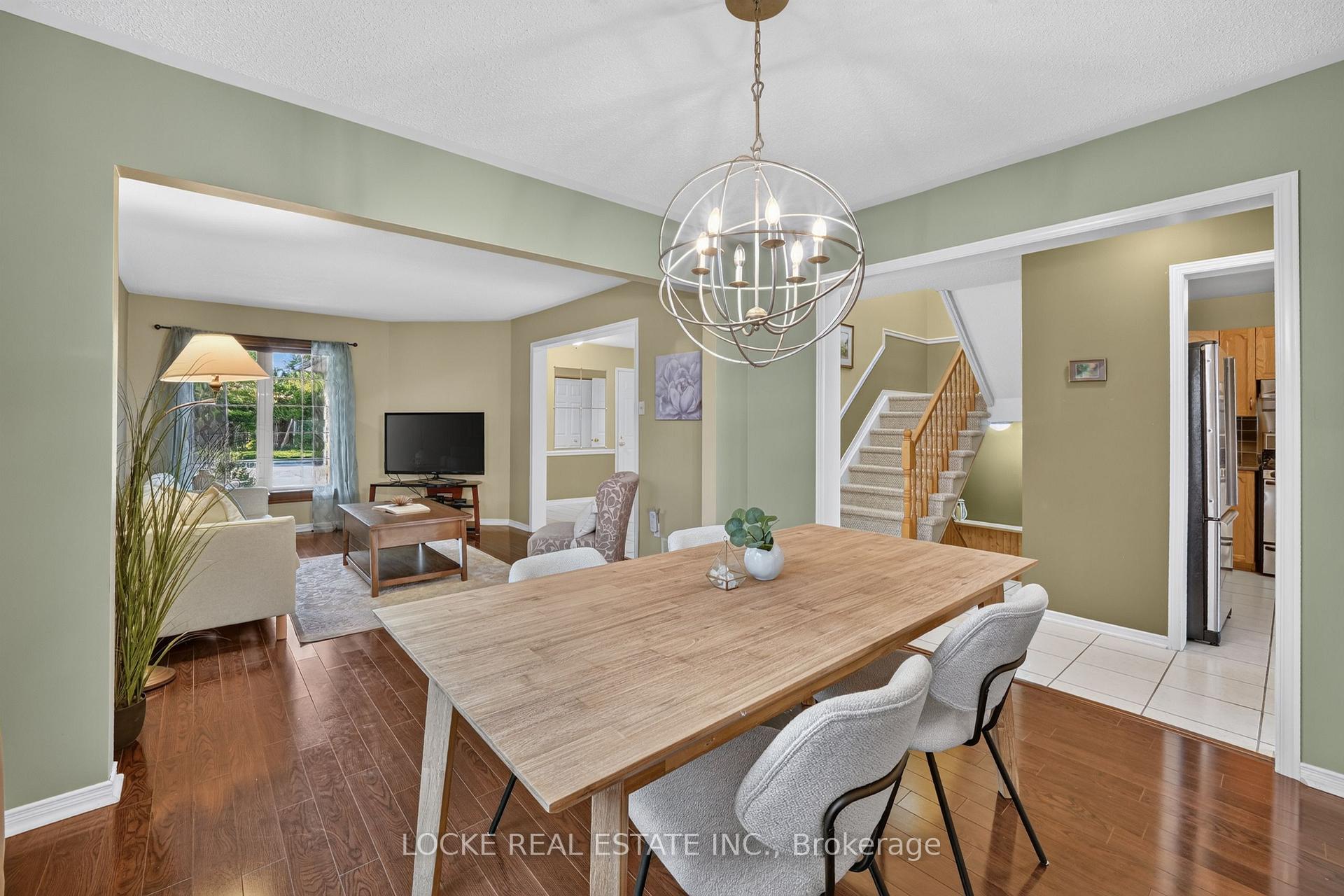 Photo 11 of 2186 Gardenway Drive, Ottawa, Fallingbrook/Gardenway South — HOMEH