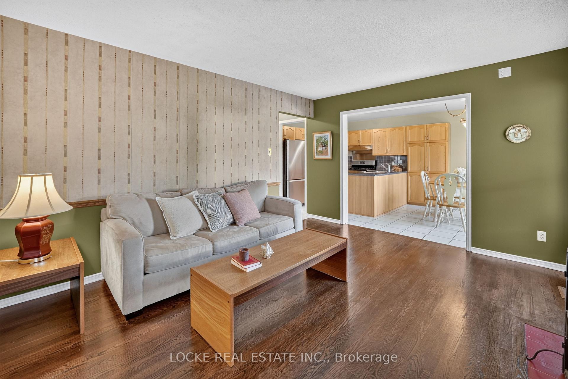 Photo 20 of 2186 Gardenway Drive, Ottawa, Fallingbrook/Gardenway South — HOMEH