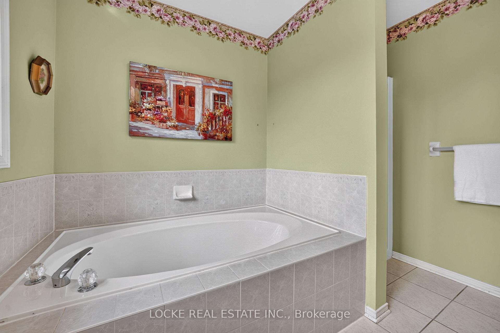 Photo 30 of 2186 Gardenway Drive, Ottawa, Fallingbrook/Gardenway South — HOMEH