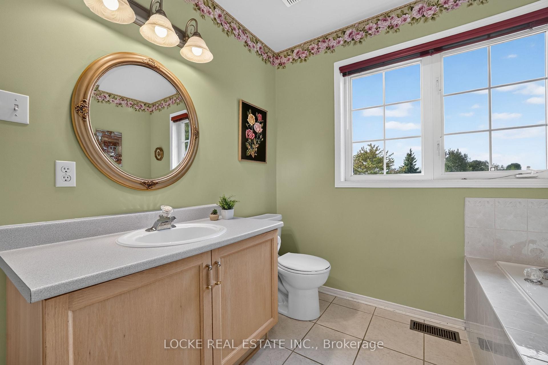 Photo 31 of 2186 Gardenway Drive, Ottawa, Fallingbrook/Gardenway South — HOMEH