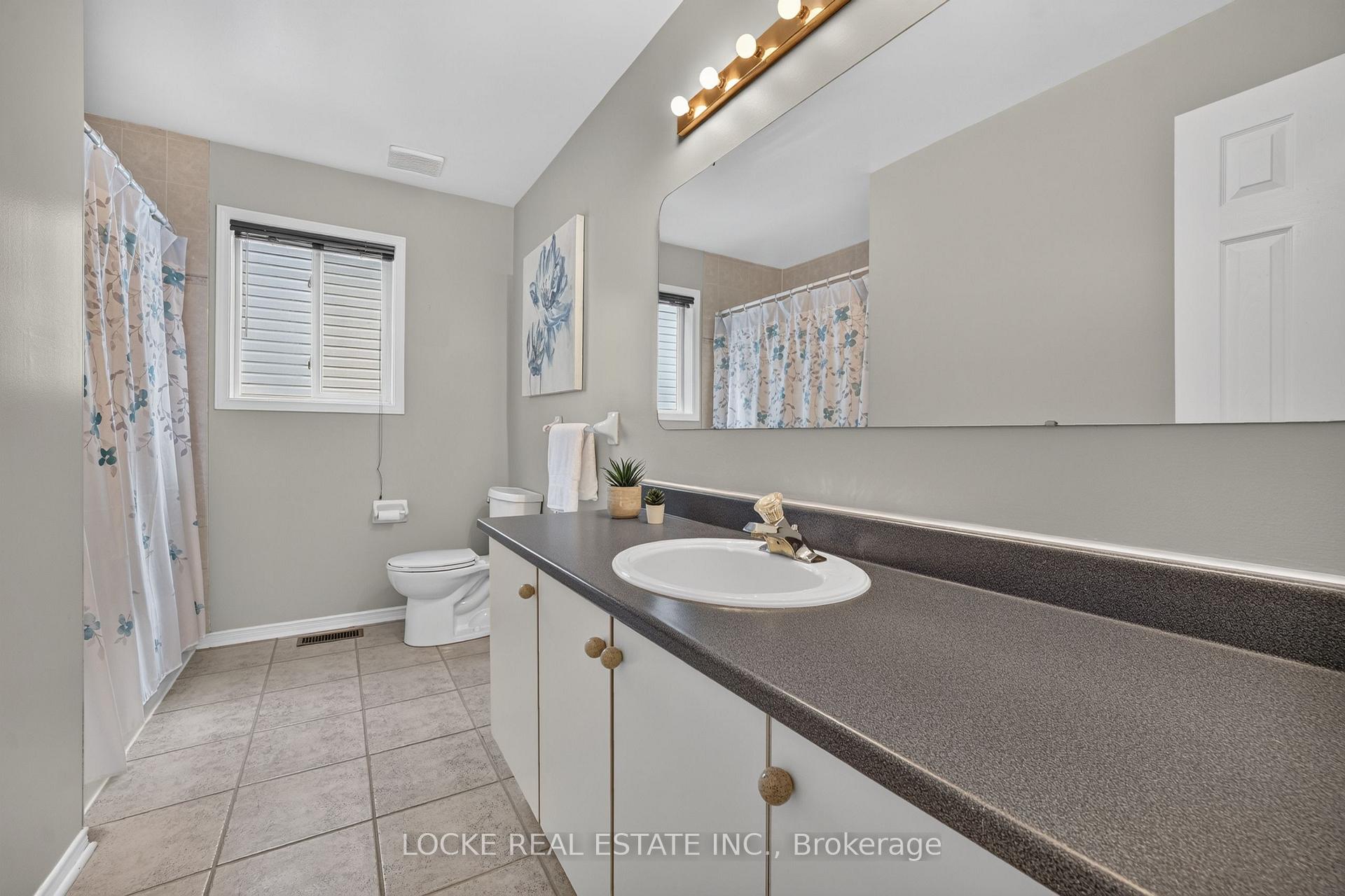 Photo 34 of 2186 Gardenway Drive, Ottawa, Fallingbrook/Gardenway South — HOMEH