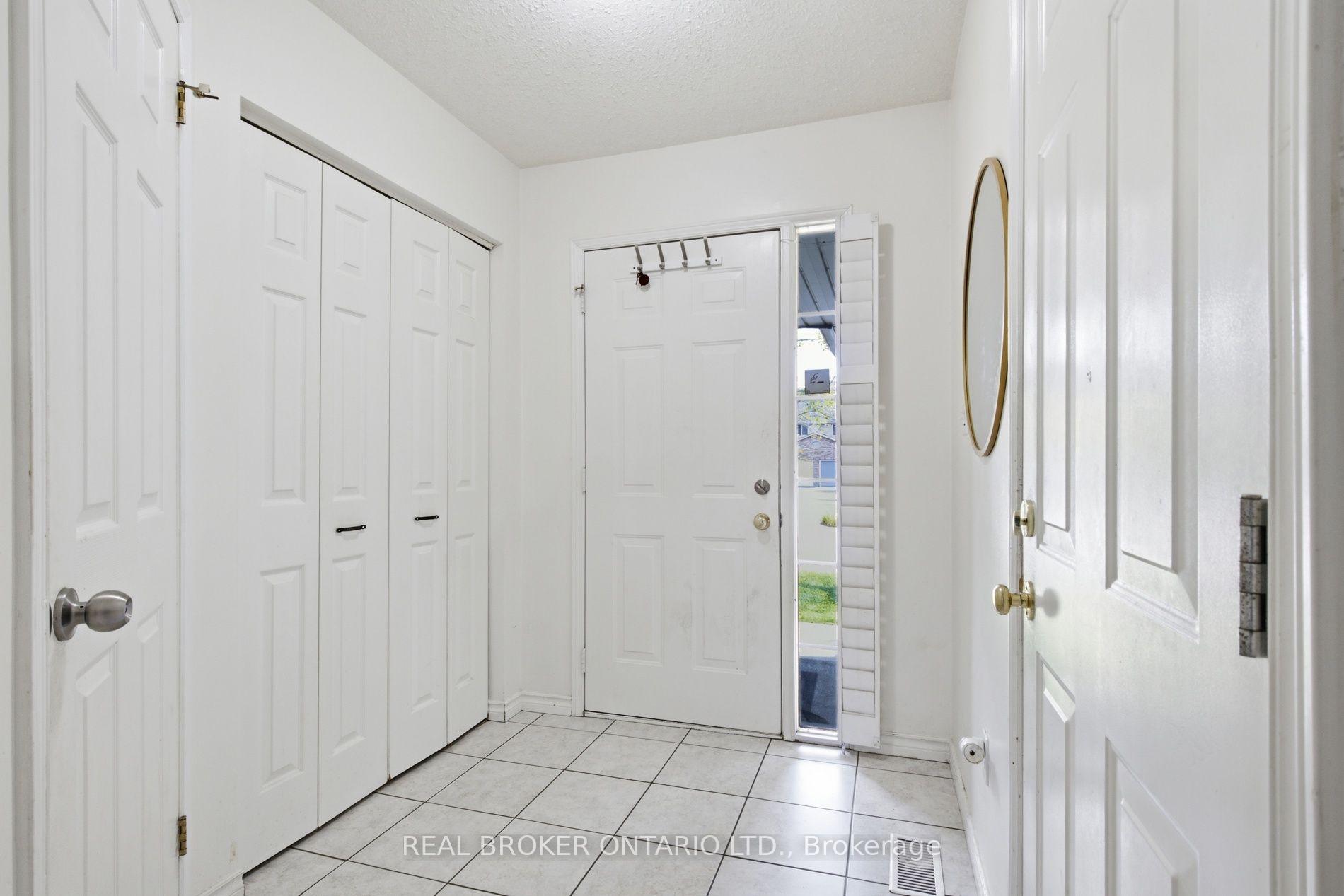 Photo 9 of Unit 5, 31 Schroder Crescent, Guelph, Grange Road — HOMEH