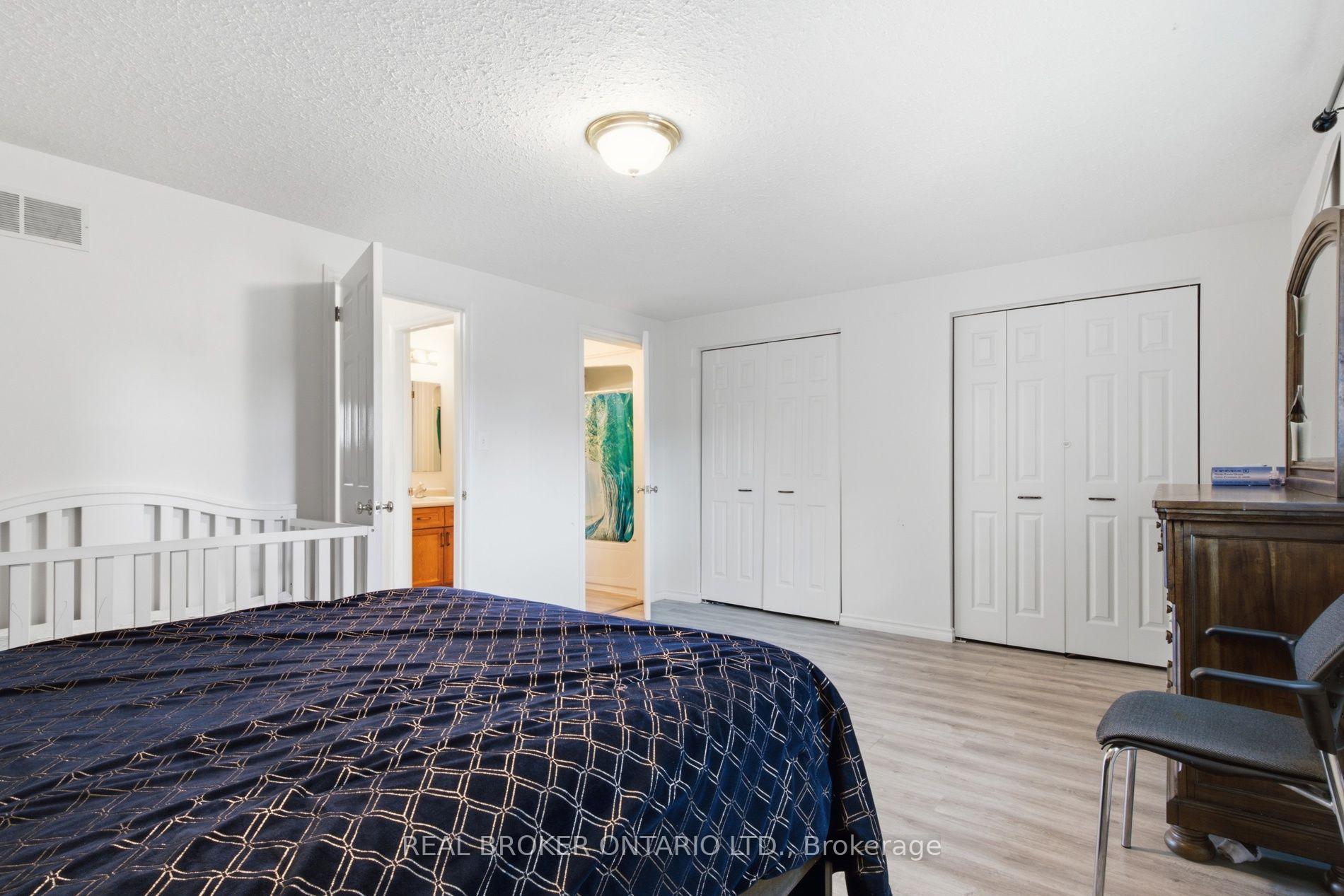 Photo 23 of Unit 5, 31 Schroder Crescent, Guelph, Grange Road — HOMEH