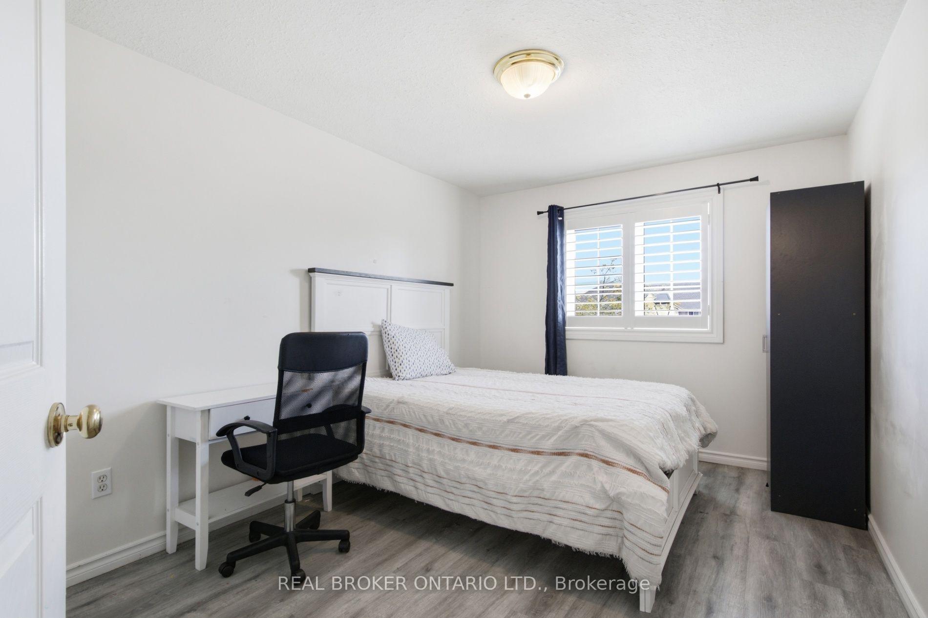 Photo 26 of Unit 5, 31 Schroder Crescent, Guelph, Grange Road — HOMEH