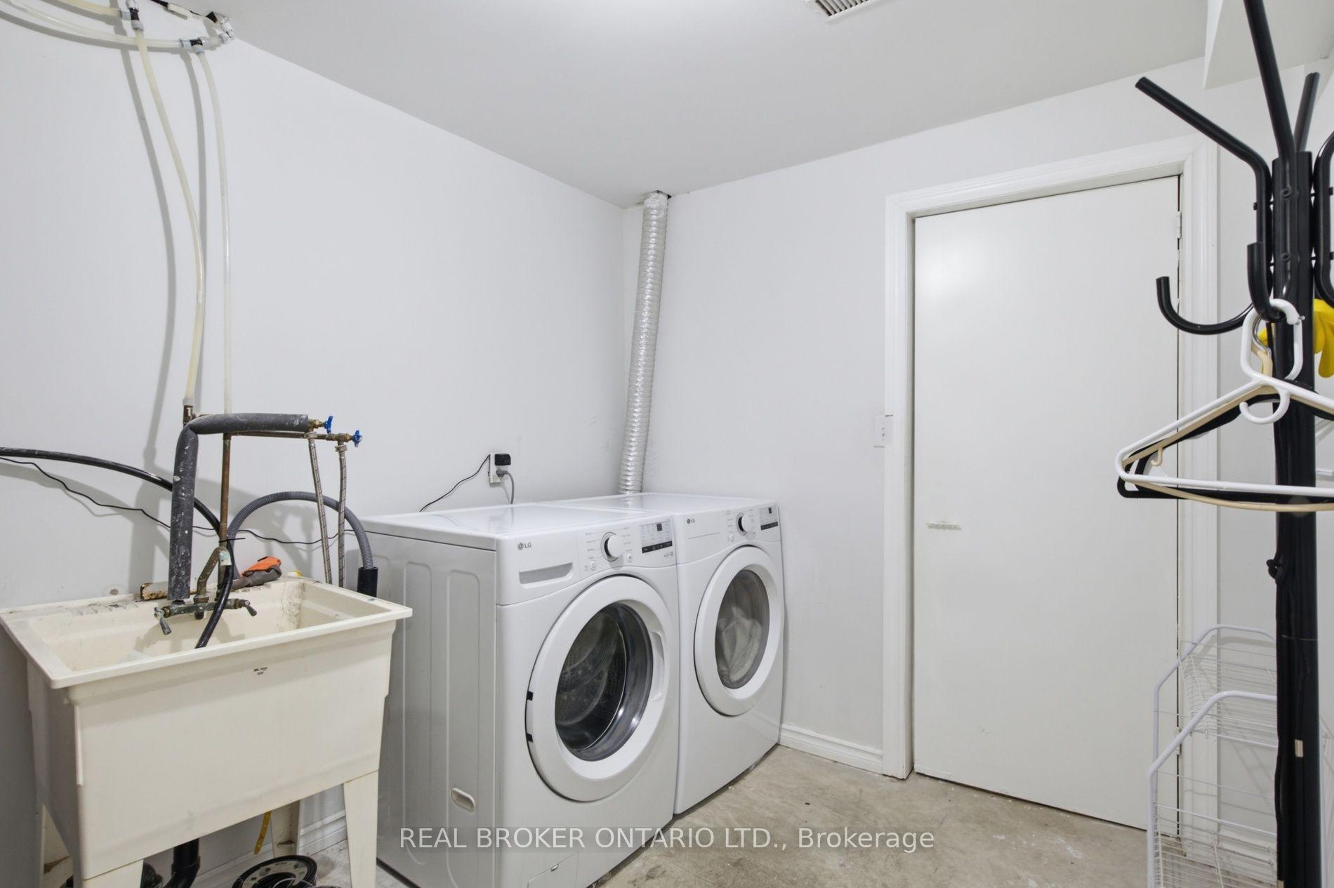 Photo 36 of Unit 5, 31 Schroder Crescent, Guelph, Grange Road — HOMEH